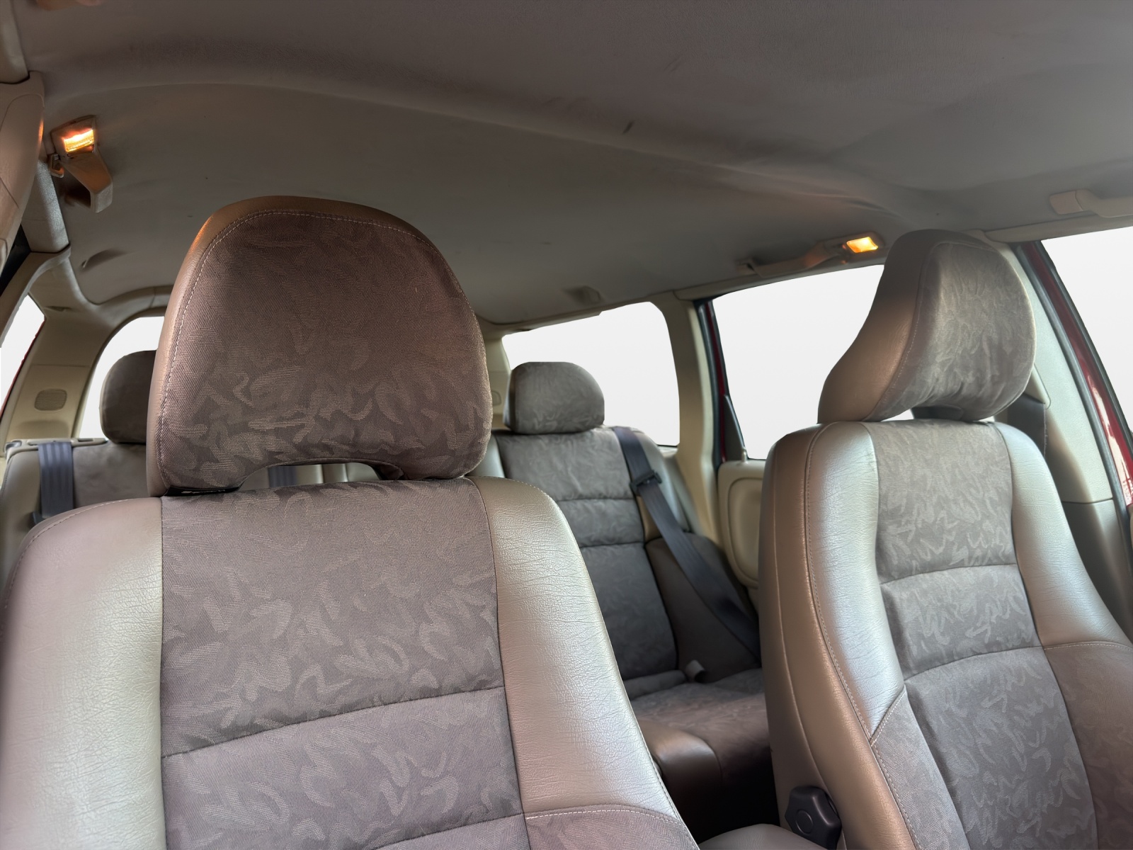 VOLVO V70 2.5 Bi-Fuel A-image-15