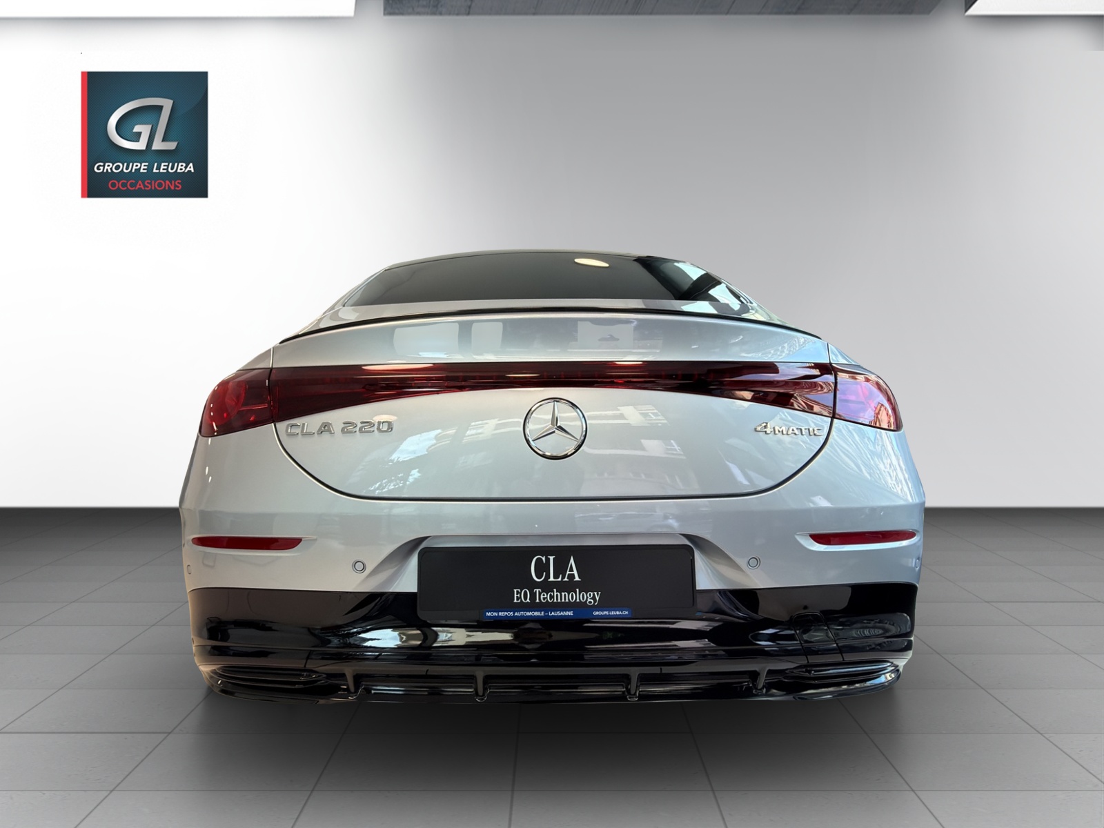 MERCEDES-BENZ CLA 220 8G-DCT 4Matic-image-4