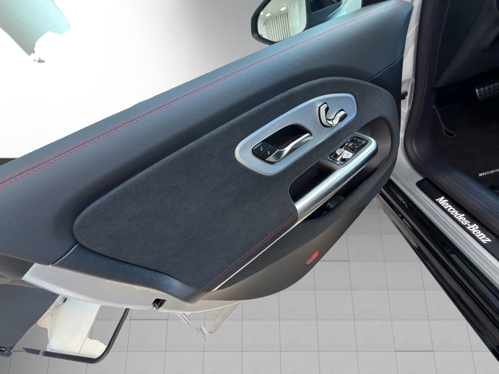 MERCEDES-BENZ CLA 220 8G-DCT 4Matic-image-7
