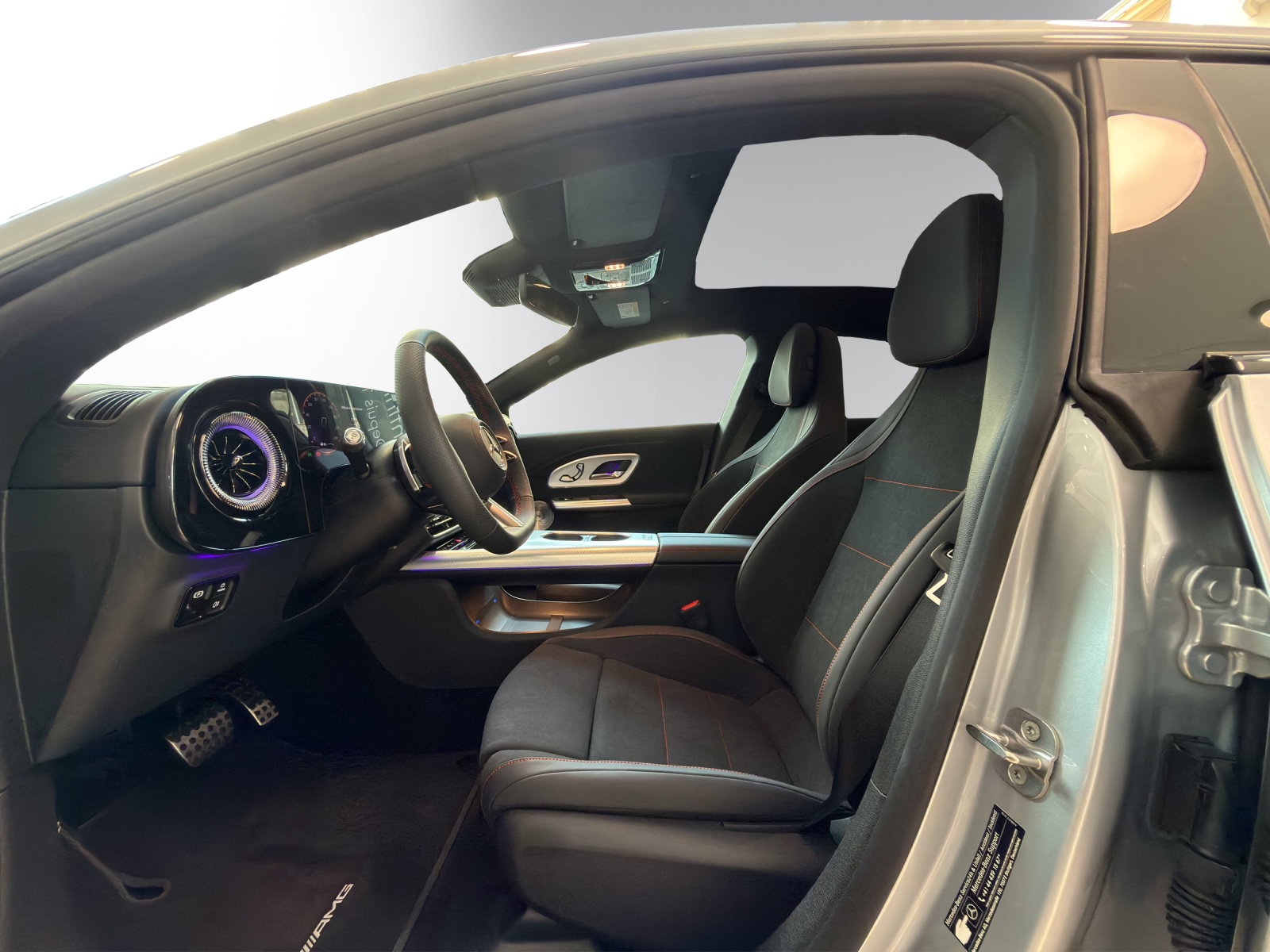 MERCEDES-BENZ CLA 220 8G-DCT 4Matic-image-8