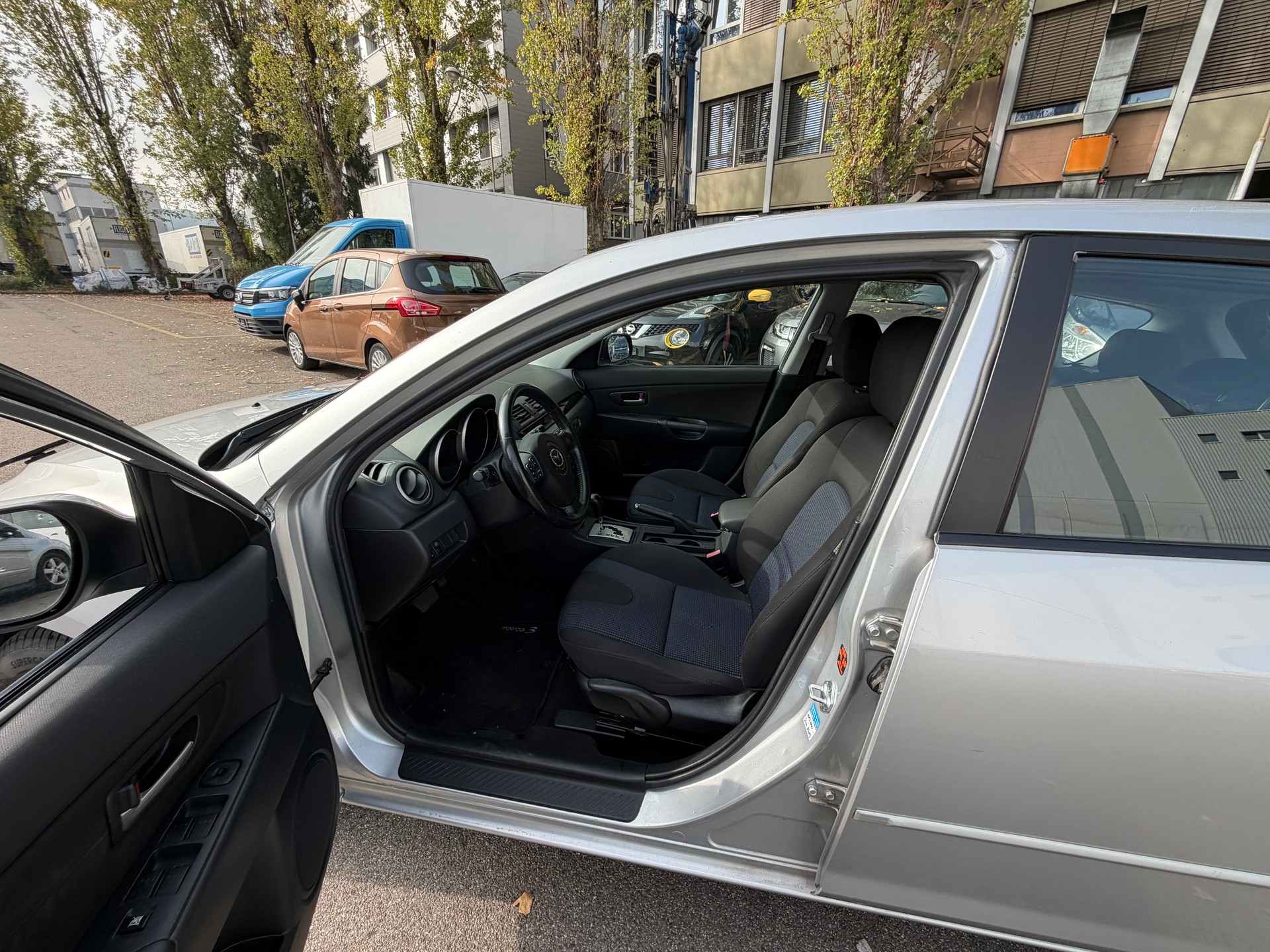 MAZDA 3 1.6 16V Confort-image-9