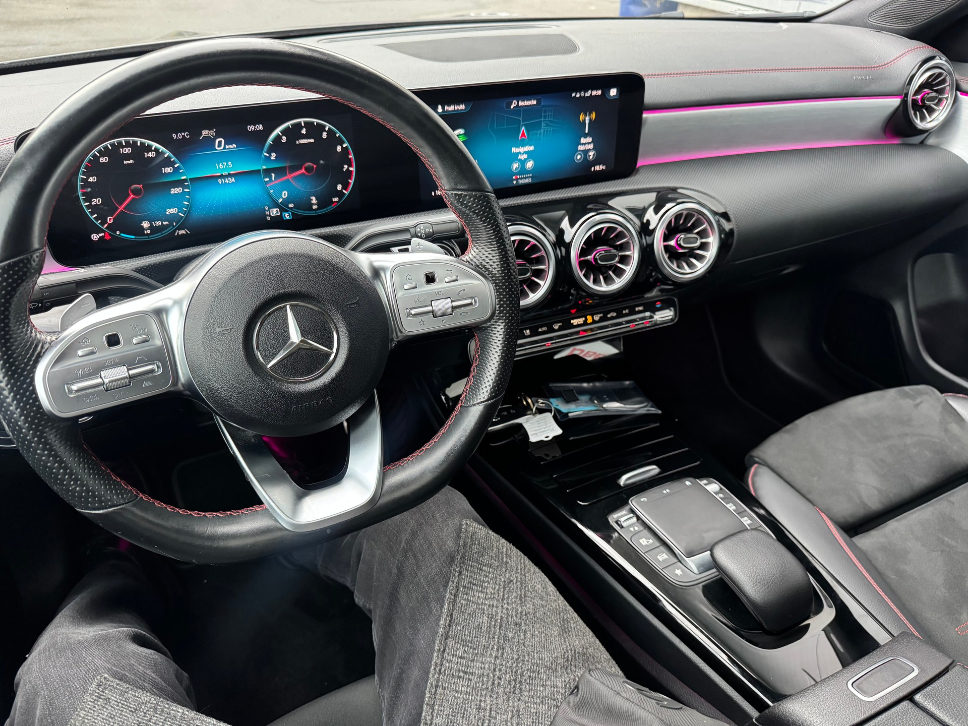 MERCEDES-BENZ CLA 250 4Matic AMG Line 7G-DCT-image-22