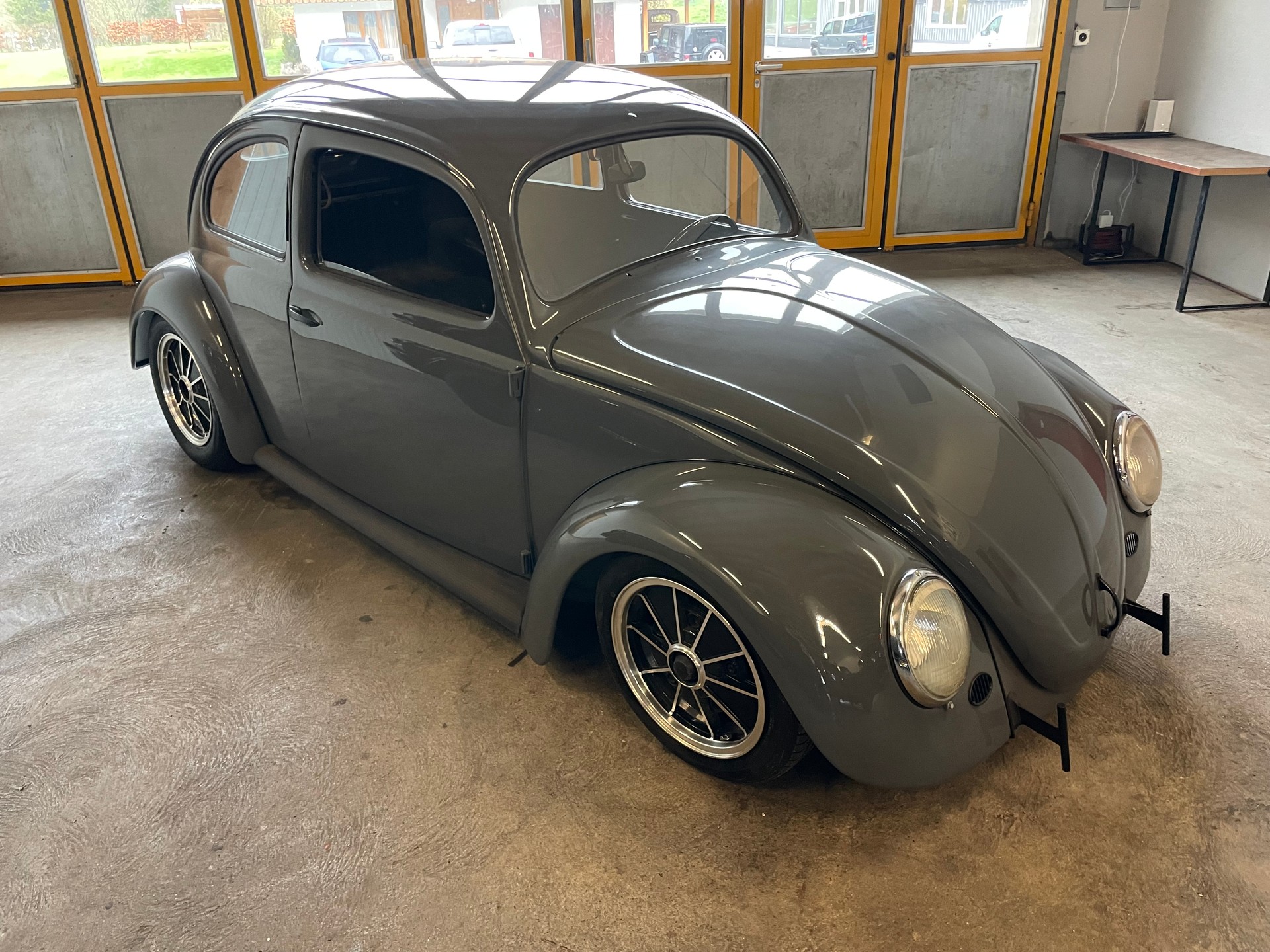 VW Käfer Brezel-image-11