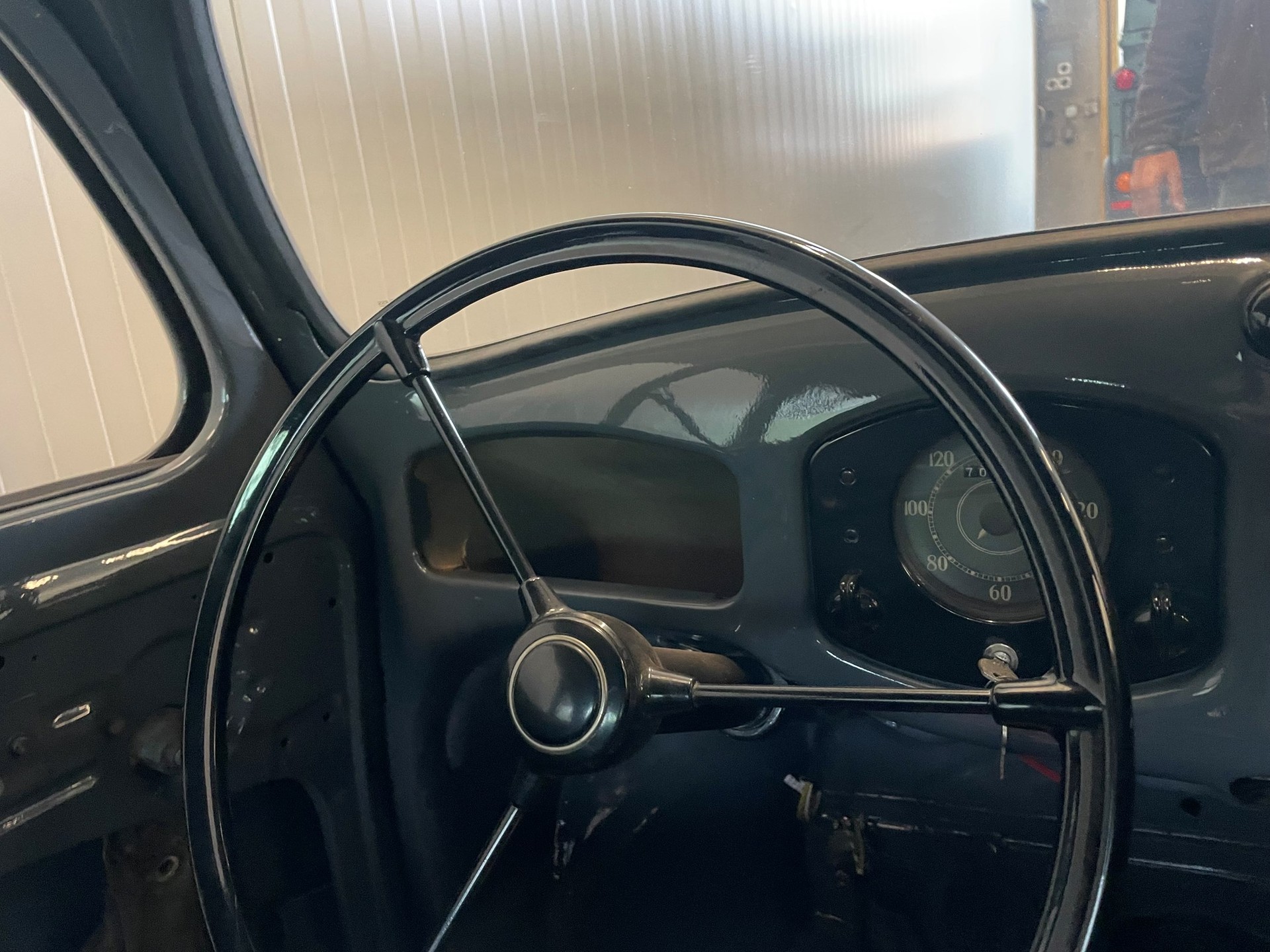 VW Käfer Brezel-image-8