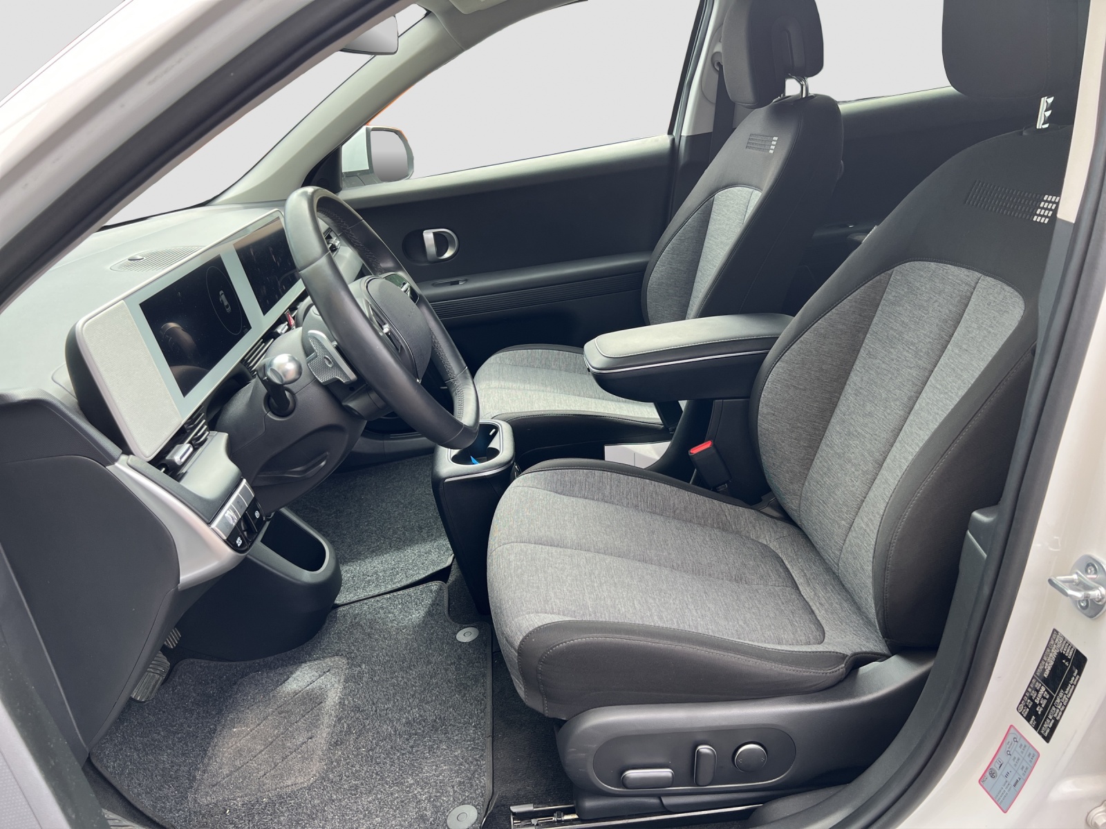 HYUNDAI Ioniq 5 77kWh Origo 4WD-image-8
