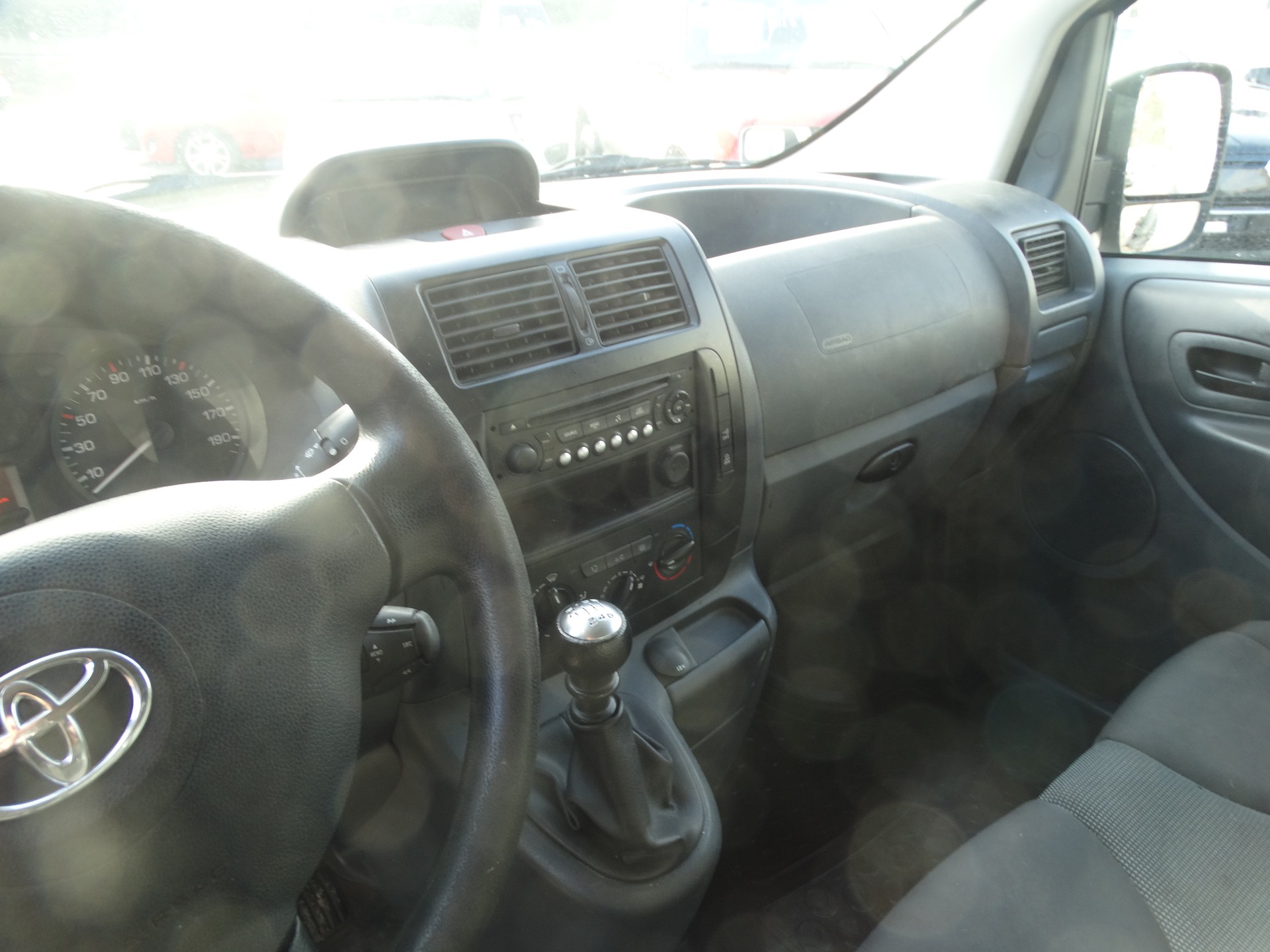 TOYOTA Proace 2.0D Panel Van Terra L2H1-image-6
