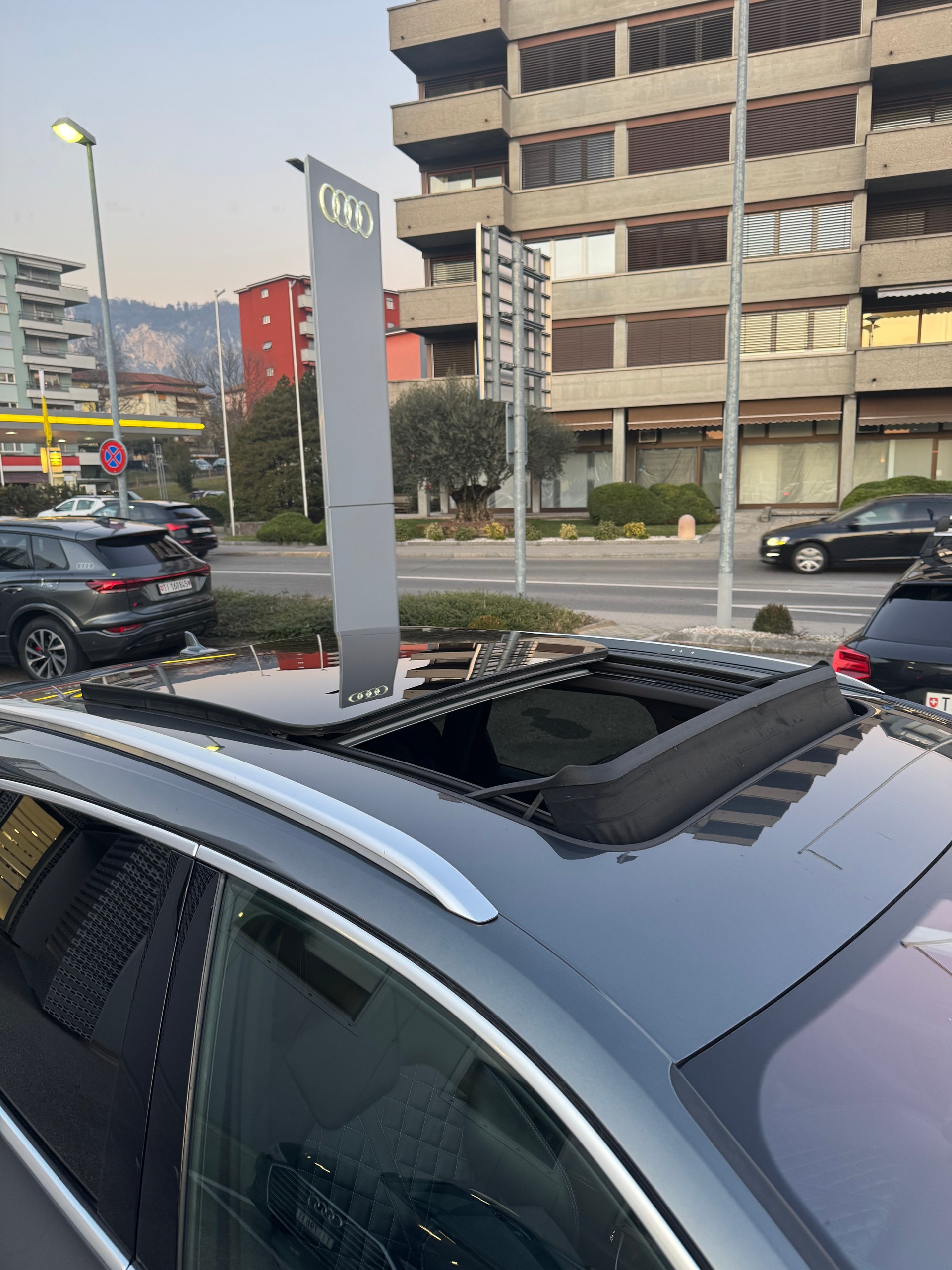 AUDI SQ5 TDI quattro tiptronic-image-4