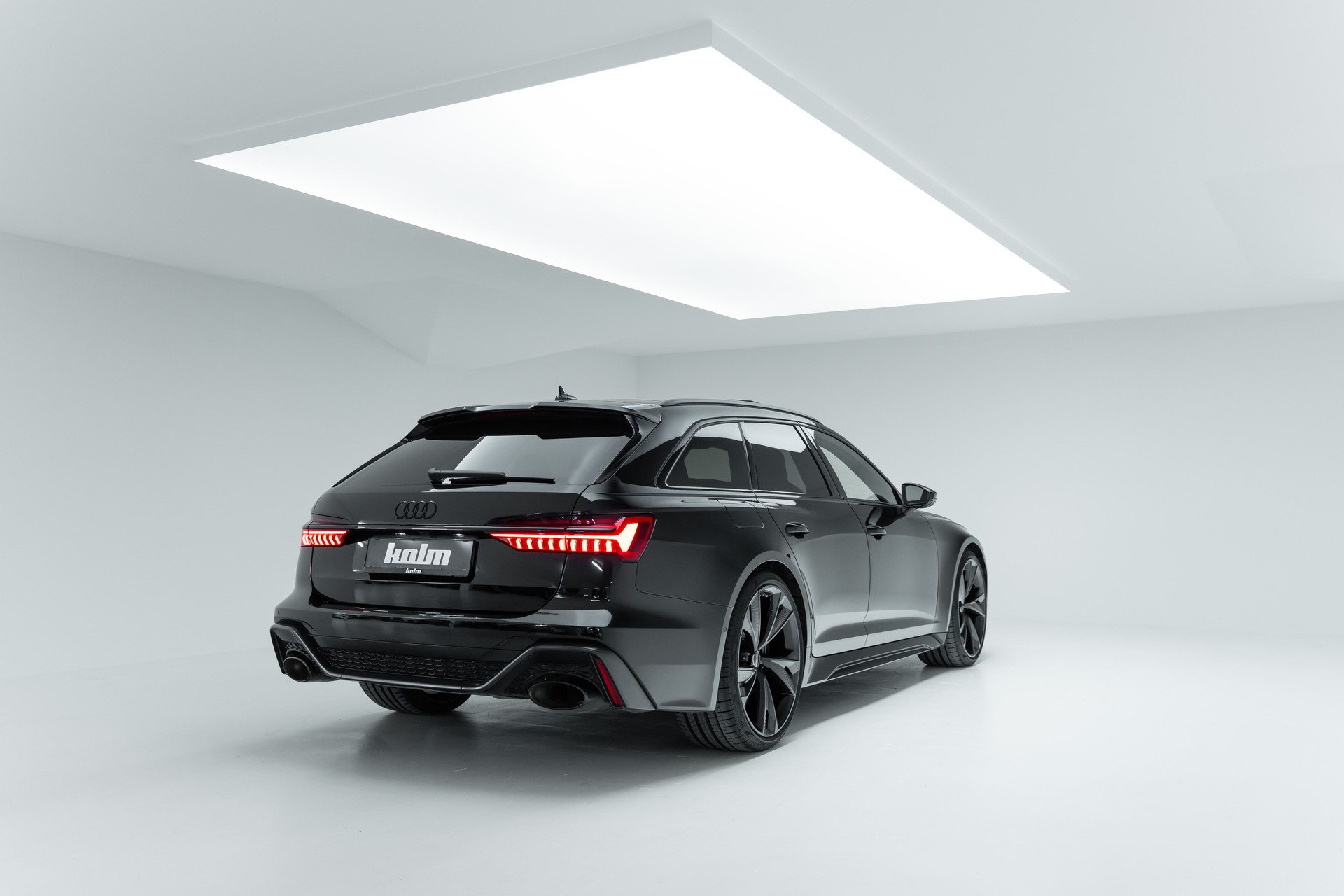 AUDI RS6 Avant 4.0 TFSI V8 Performance quattro-image-3