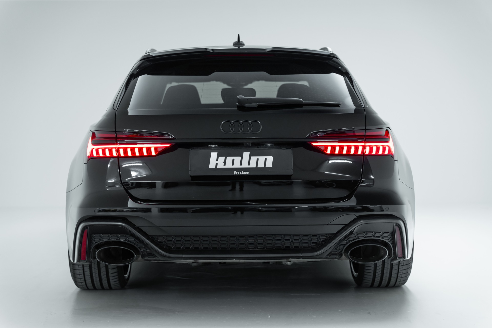 AUDI RS6 Avant 4.0 TFSI V8 Performance quattro-image-6