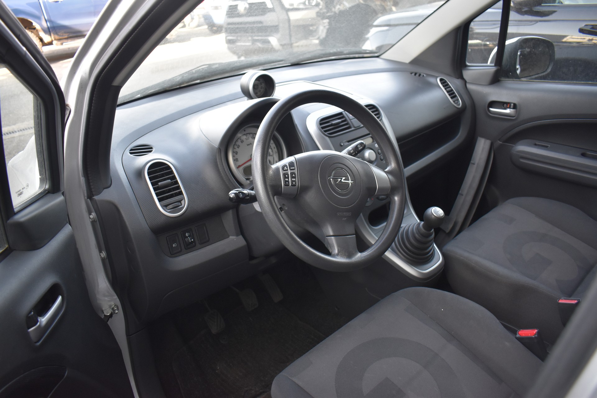OPEL Agila 1.2 Enjoy-image-9