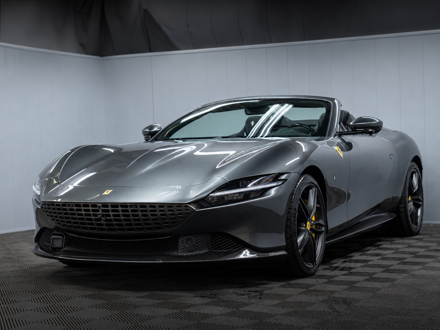 FERRARI Roma 3.9 V8 Spider