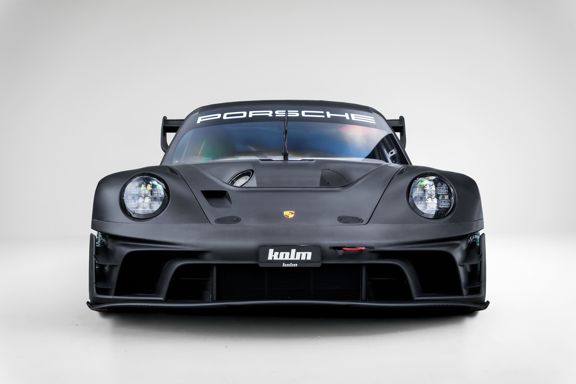 PORSCHE GT3 R rennsport-image-1