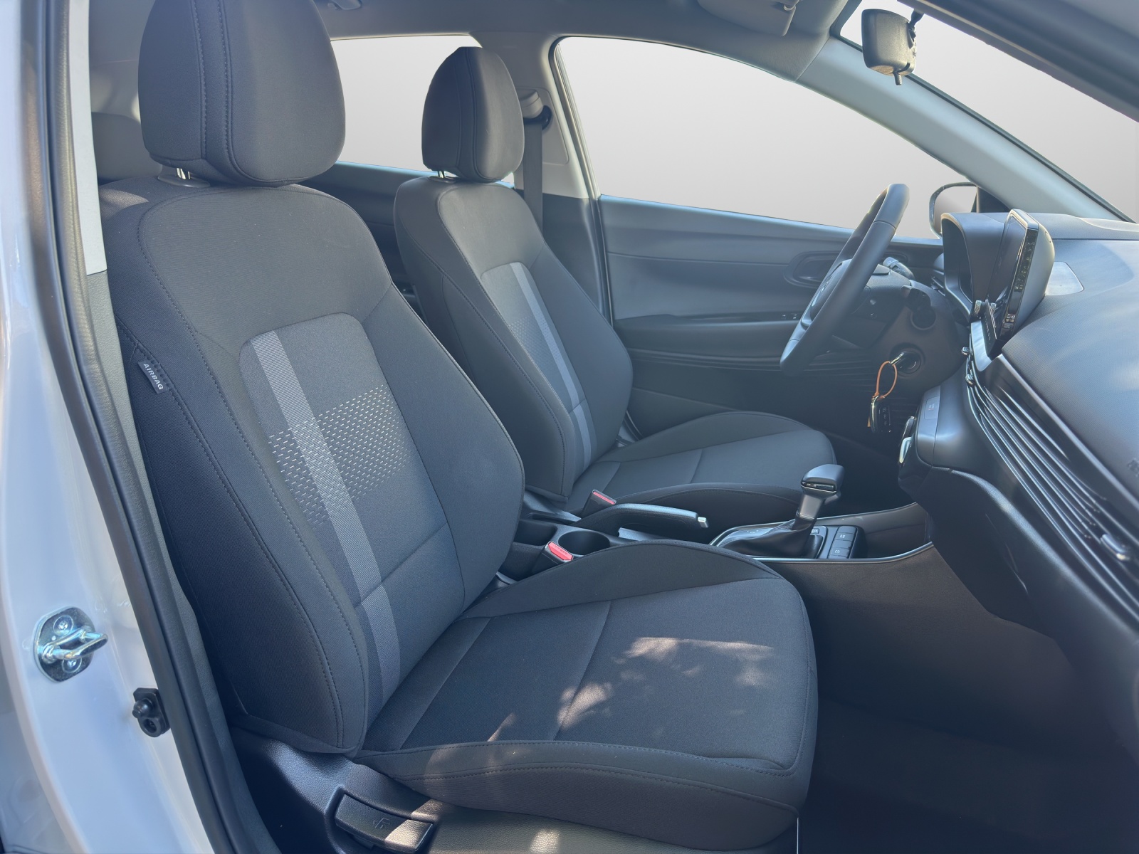 HYUNDAI i20 1.0 T-GDi Origo-image-12