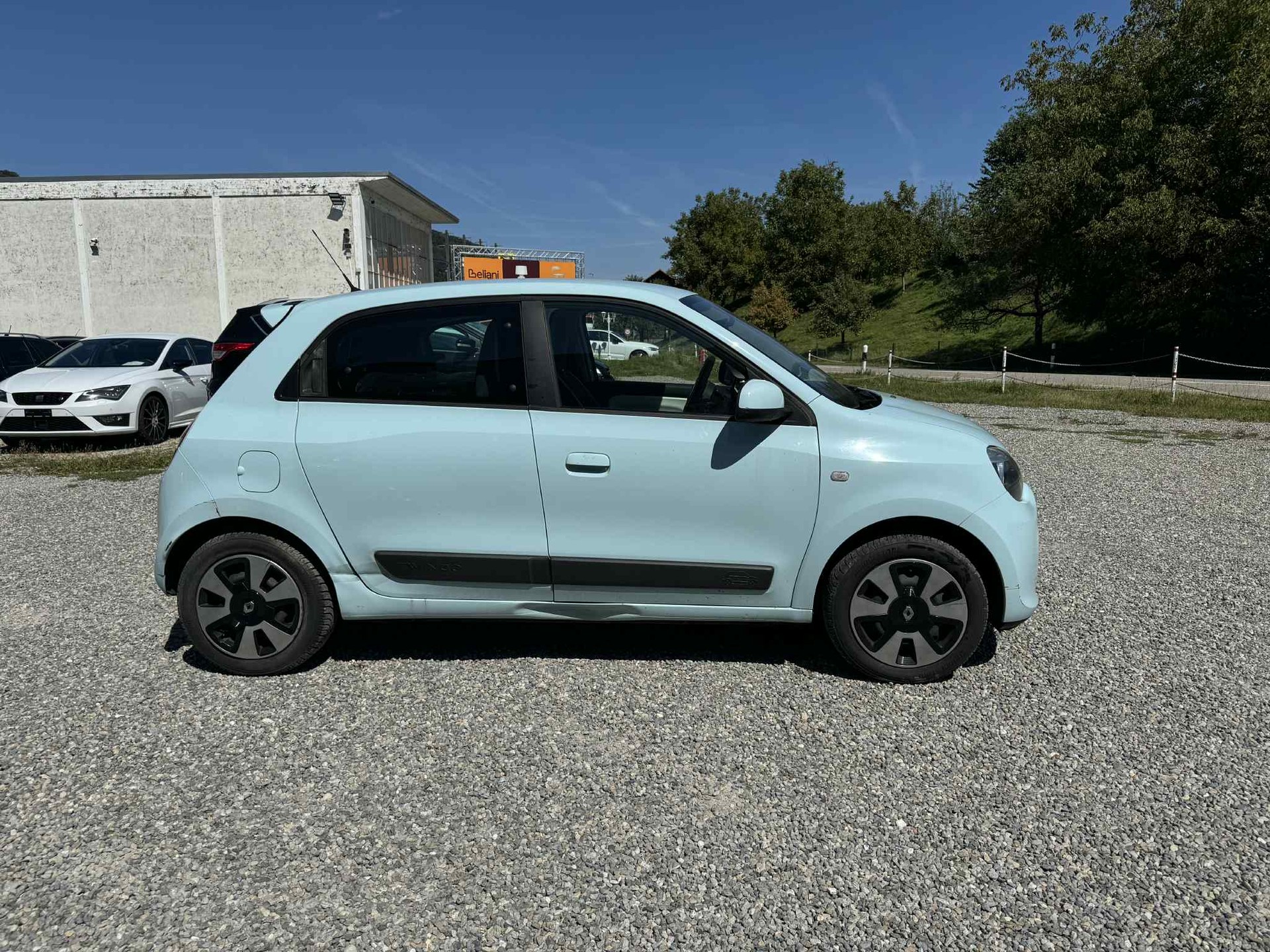 RENAULT Twingo 1.0 Zen-image-4