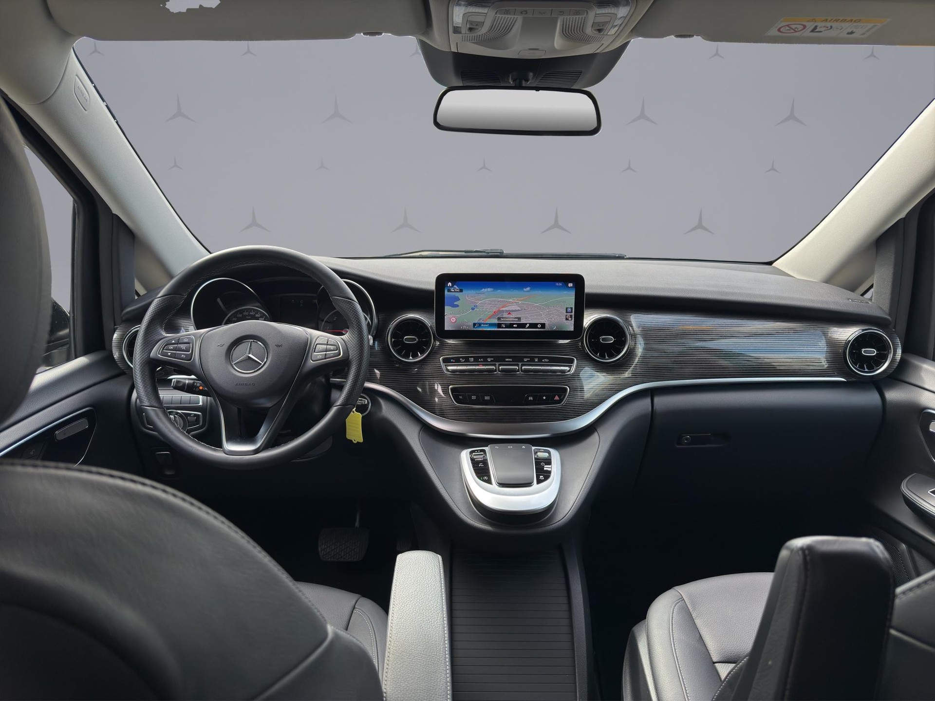 MERCEDES-BENZ V 250 d Avantgarde lang 4matic Van / 8-Plätzer-image-10