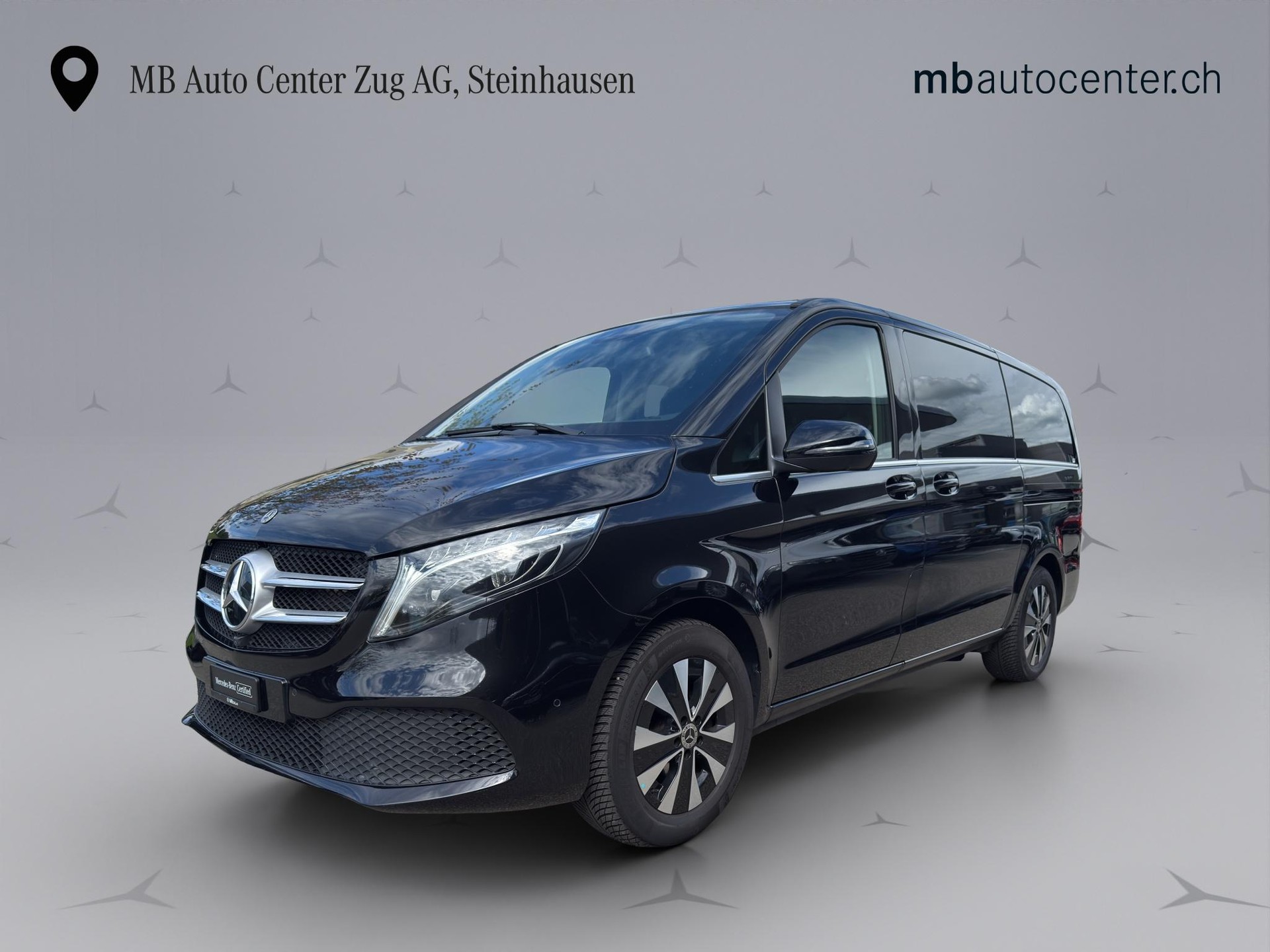 MERCEDES-BENZ V 250 d Avantgarde lang 4matic Van / 8-Plätzer-image-0
