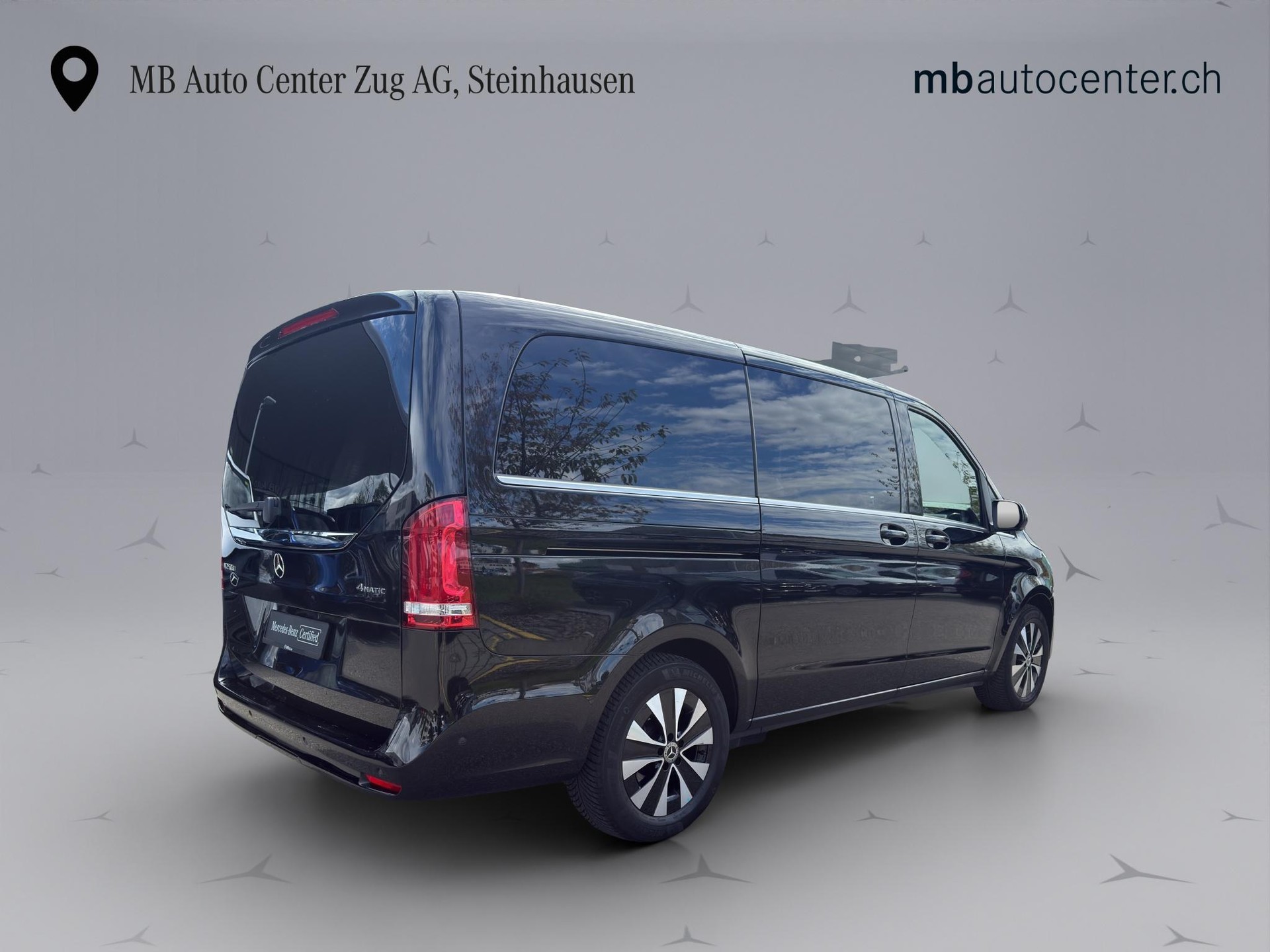 MERCEDES-BENZ V 250 d Avantgarde lang 4matic Van / 8-Plätzer-image-3