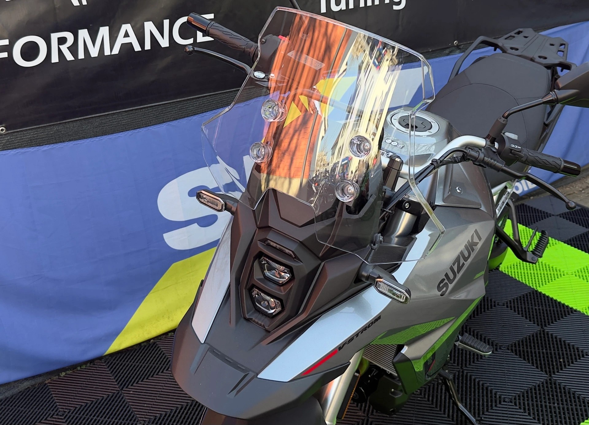 SUZUKI DL 800-image-13