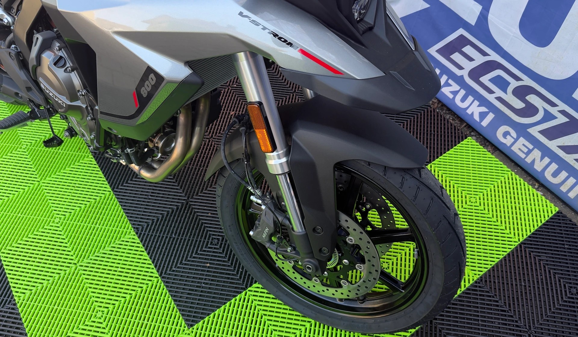 SUZUKI DL 800-image-8