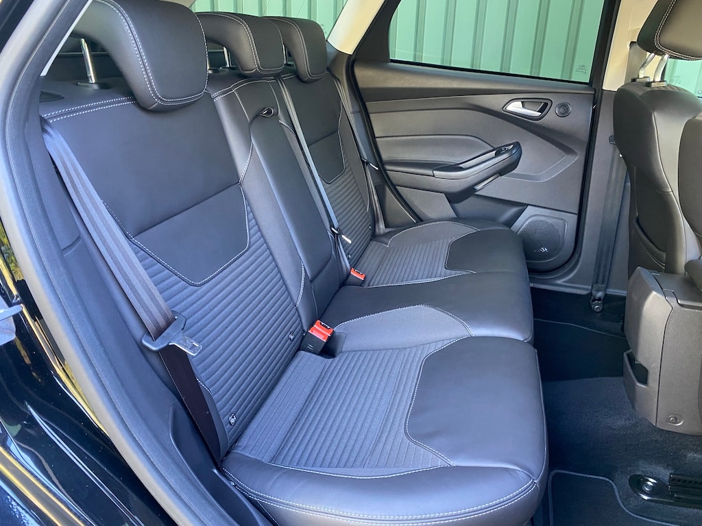 FORD Focus 1.5 SCTi Titanium X Automatic-image-14