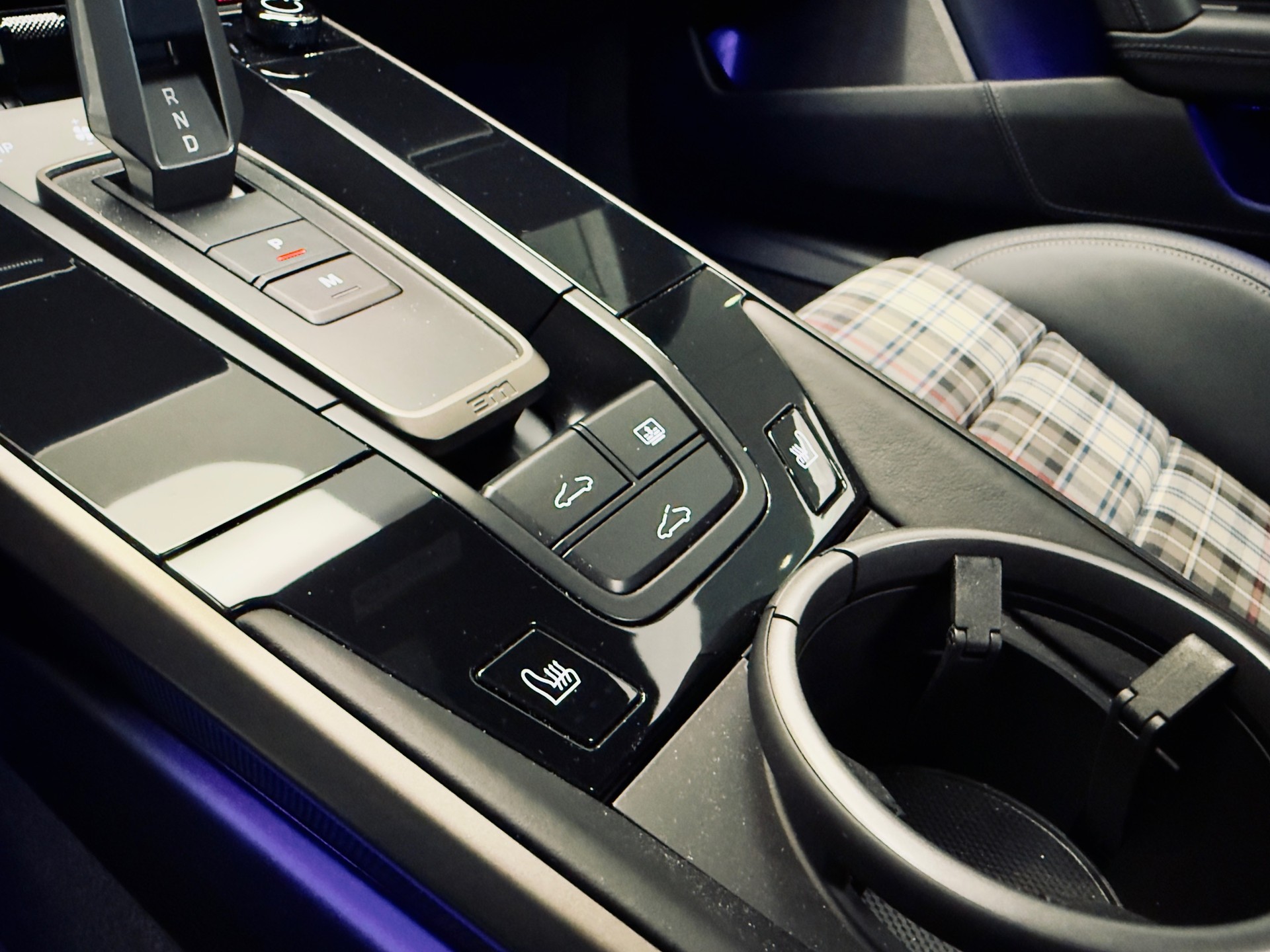 PORSCHE 911 Turbo 50 Jahre-image-18