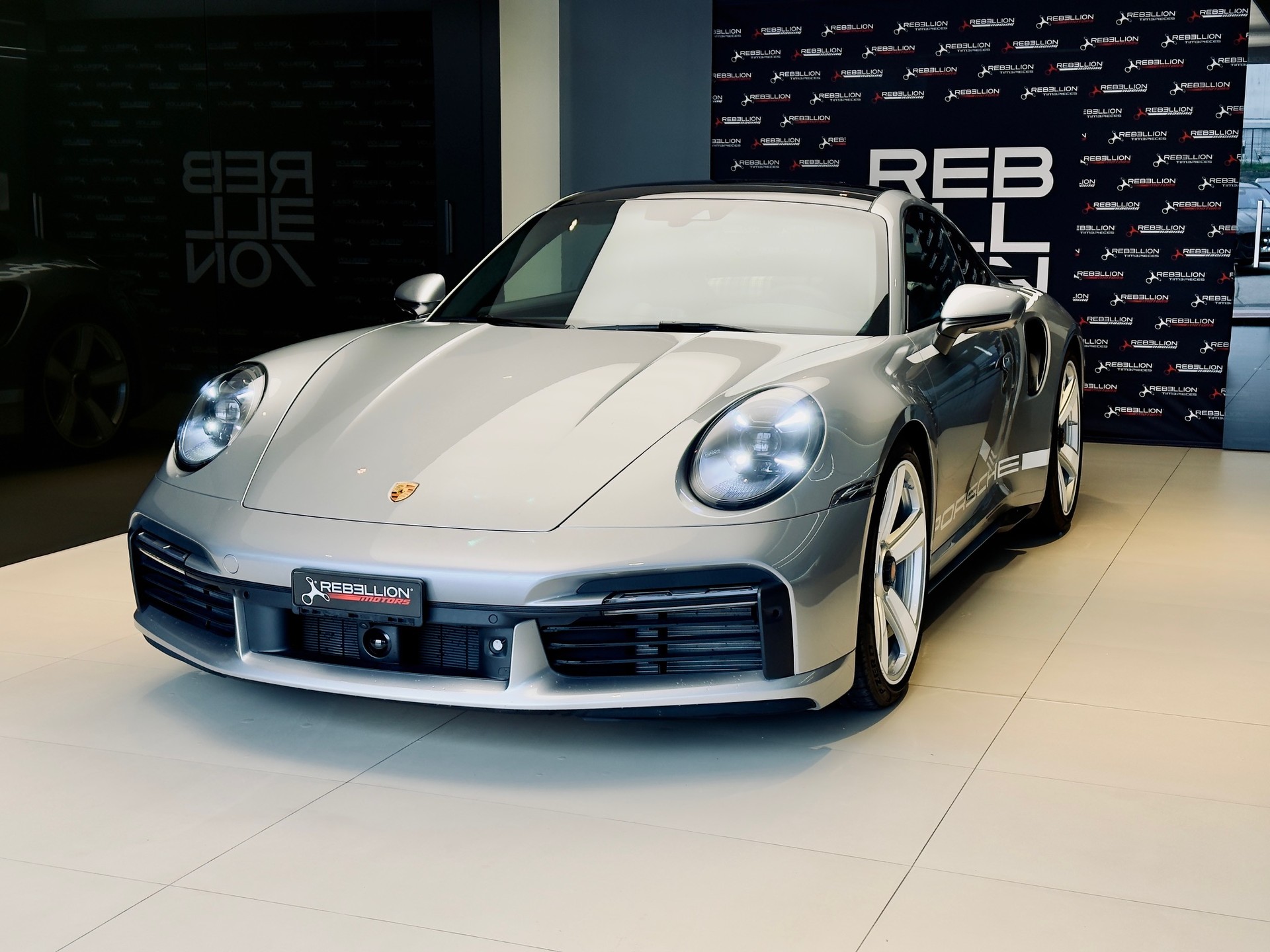 PORSCHE 911 Turbo 50 Jahre-image-0