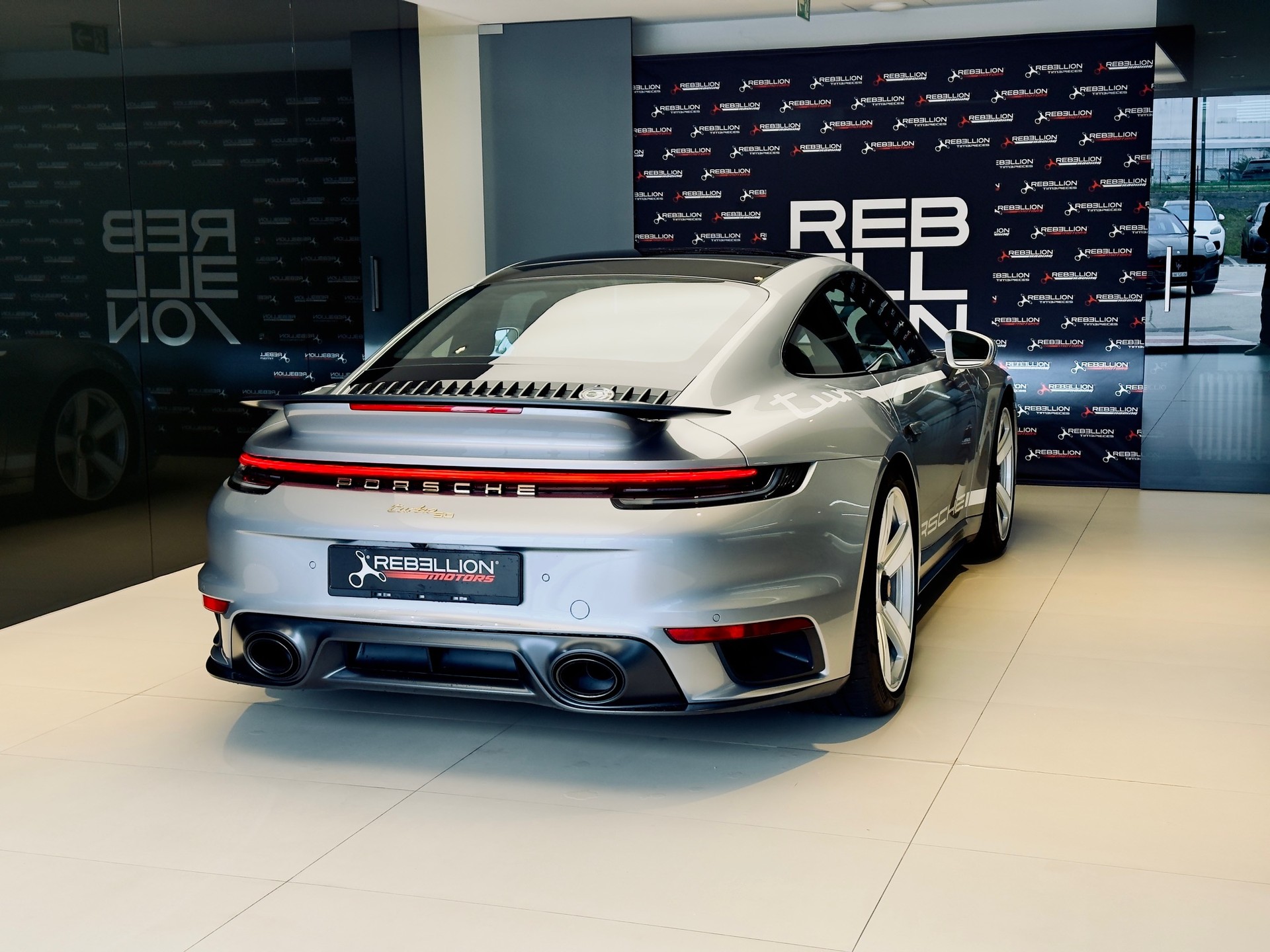 PORSCHE 911 Turbo 50 Jahre-image-5