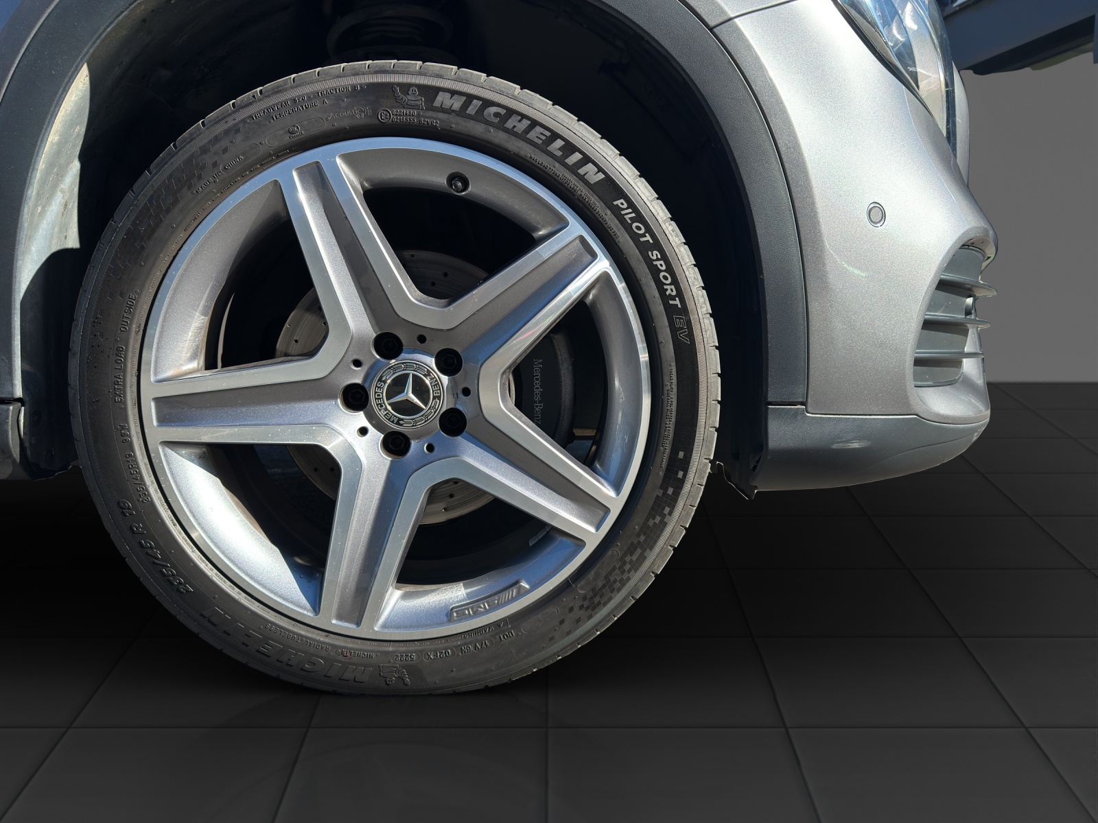 MERCEDES-BENZ GLA 250 AMG Line Sw.St.4M-image-22