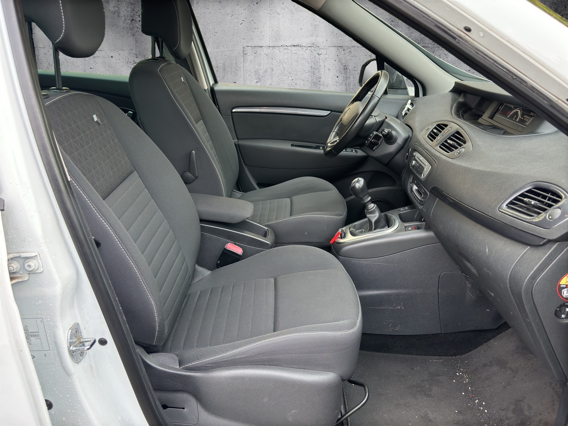 RENAULT Scénic 1.2 16V Turbo Limited-image-10