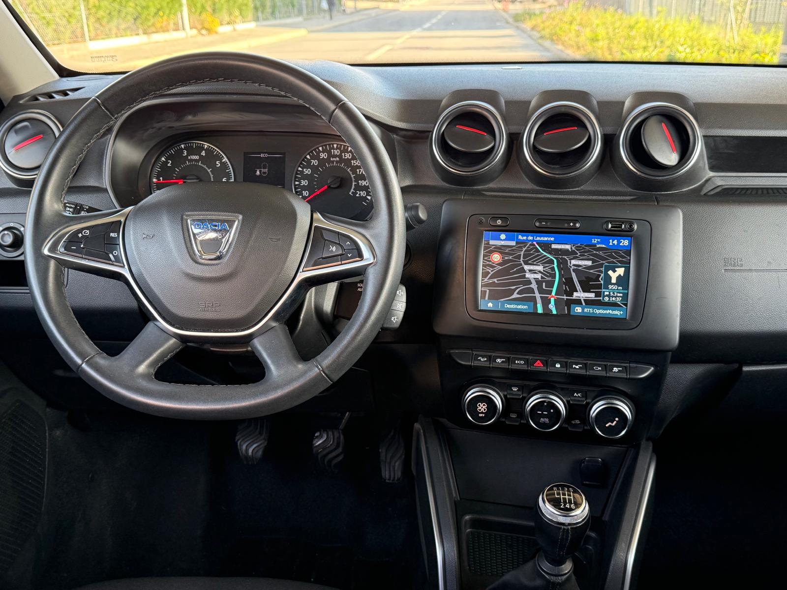 DACIA Duster SCe 115 Comfort 4x4-image-9