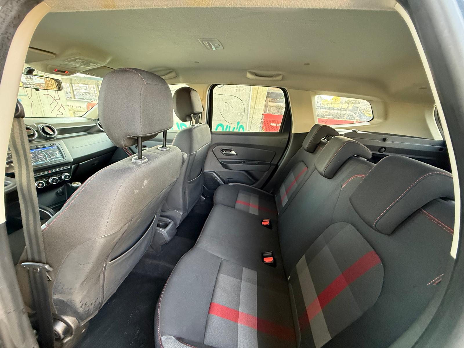 DACIA Duster SCe 115 Comfort 4x4-image-8