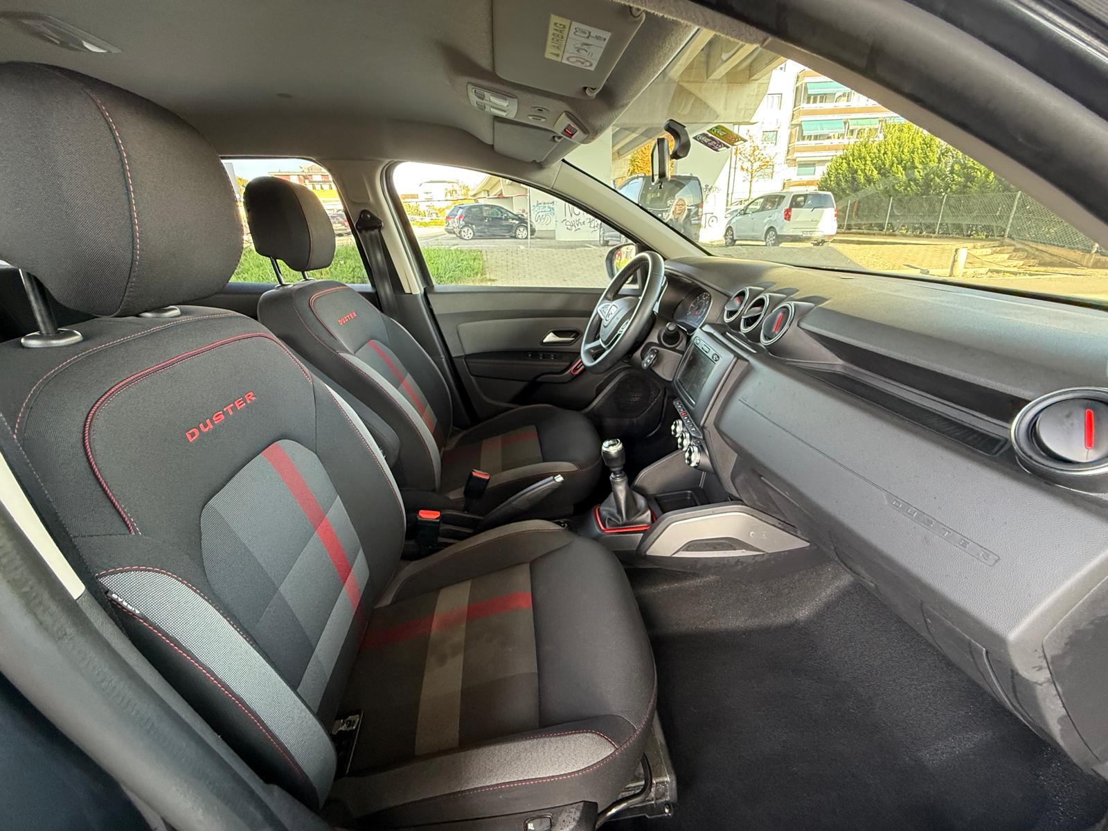 DACIA Duster SCe 115 Comfort 4x4-image-7