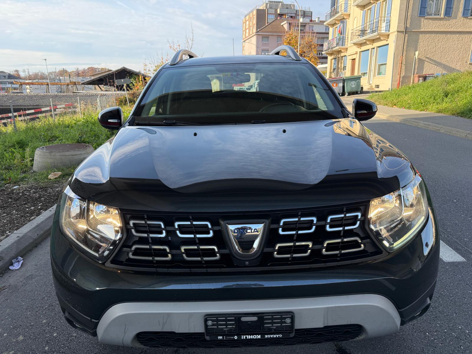 DACIA Duster SCe 115 Comfort 4x4-image-0