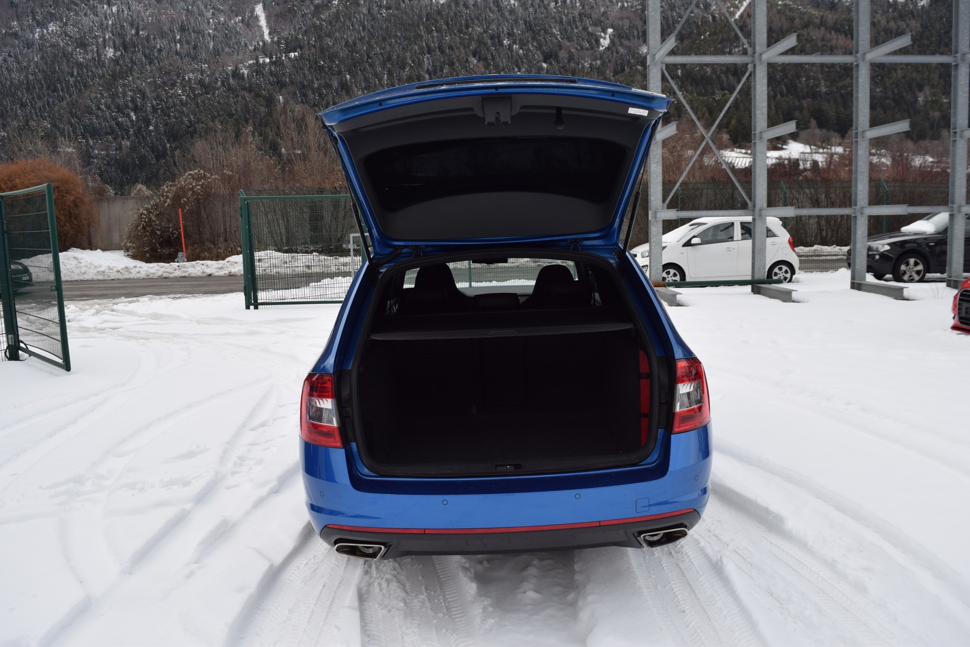 SKODA Octavia Combi 2.0 TSI RS DSG-image-6