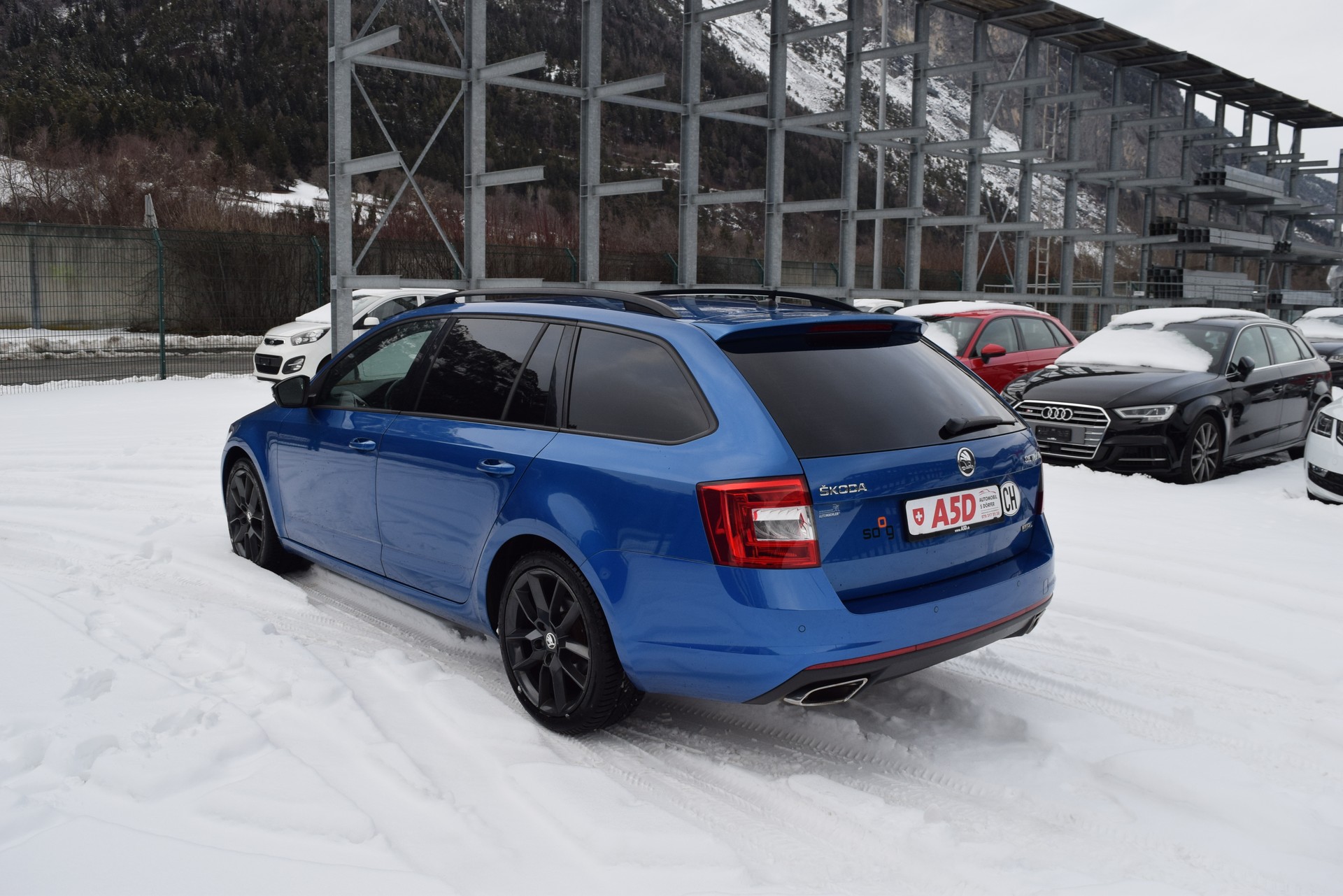 SKODA Octavia Combi 2.0 TSI RS DSG-image-4