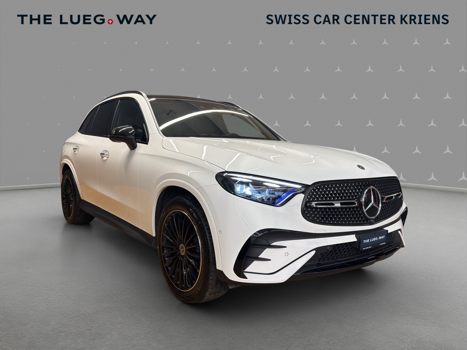 MERCEDES-BENZ GLC 400 e 4M - AMG / DISTRONIC / 360 Grad Kamera / Soundsystem / Sitzmemory-image-5