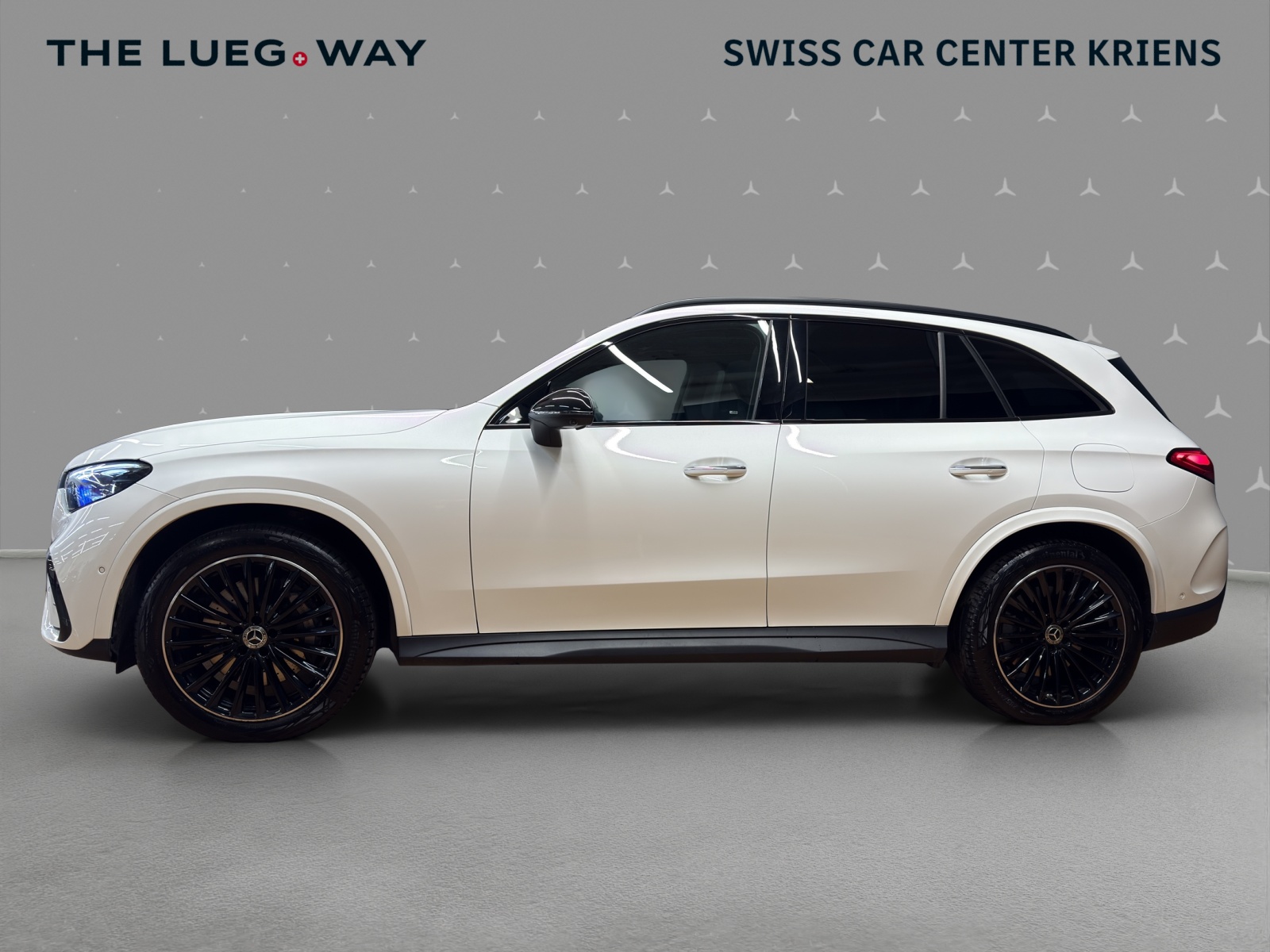 MERCEDES-BENZ GLC 400 e 4M - AMG / DISTRONIC / 360 Grad Kamera / Soundsystem / Sitzmemory-image-1