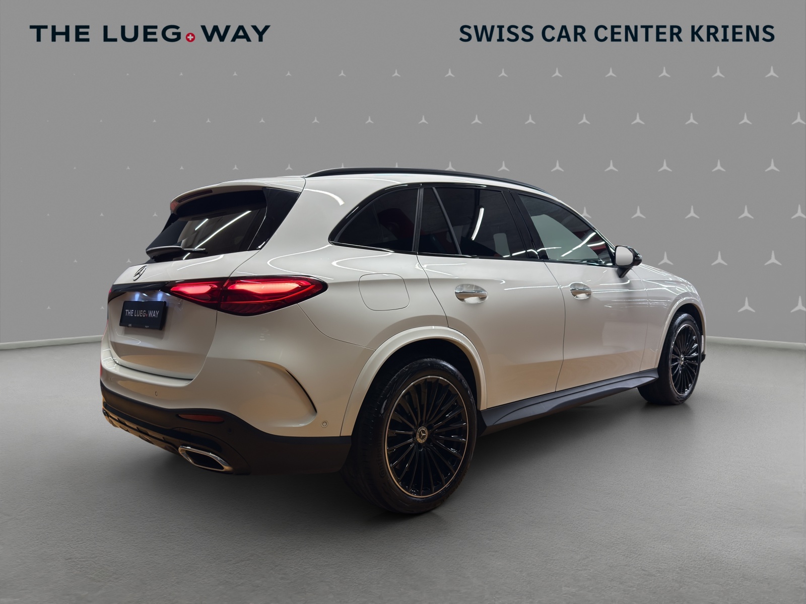 MERCEDES-BENZ GLC 400 e 4M - AMG / DISTRONIC / 360 Grad Kamera / Soundsystem / Sitzmemory-image-4