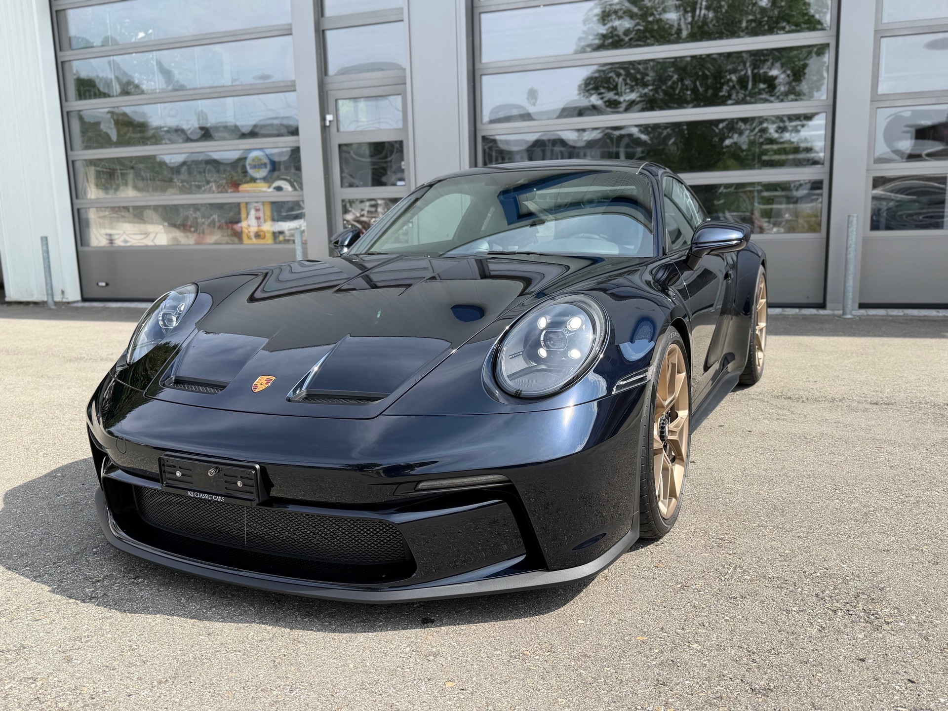 PORSCHE 911 GT3 Touring