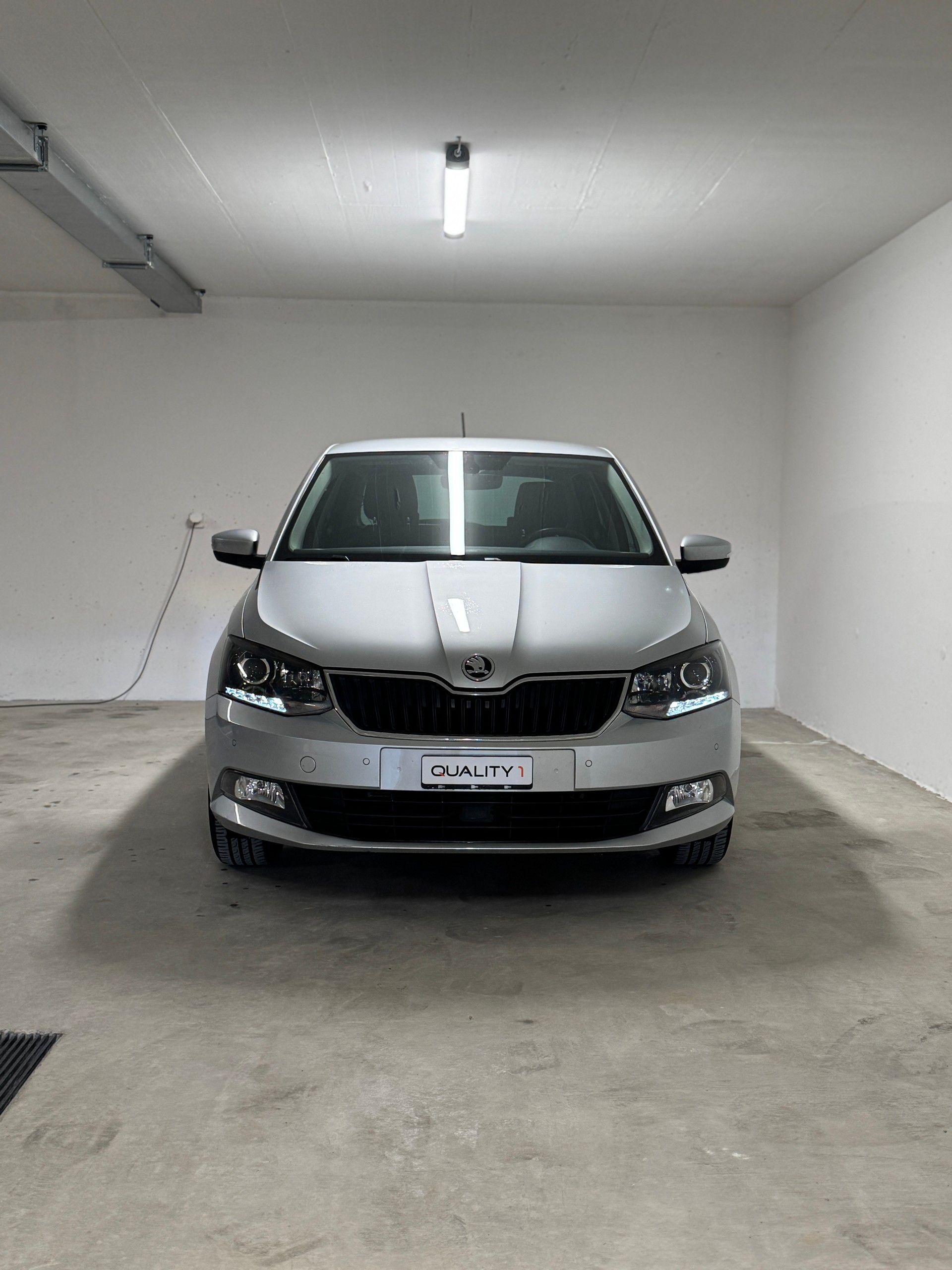 SKODA Fabia 1.2 TSI Ambition DSG-image-1