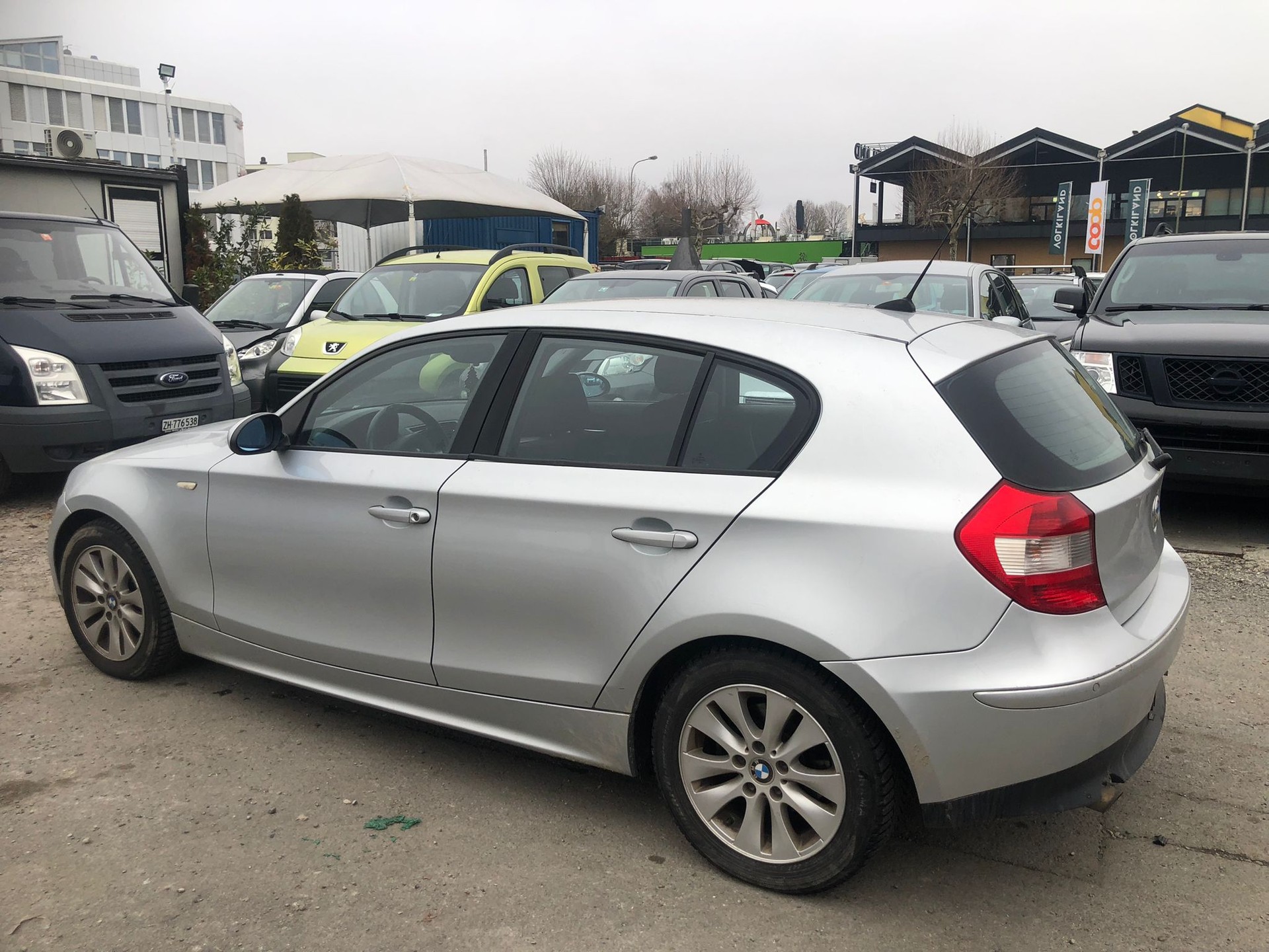 BMW 118d Access-image-3