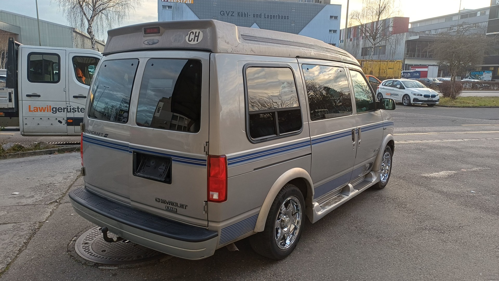 CHEVROLET 4.3 Starcraft Vintage Series 7 Plätzer Luxusvan-image-6
