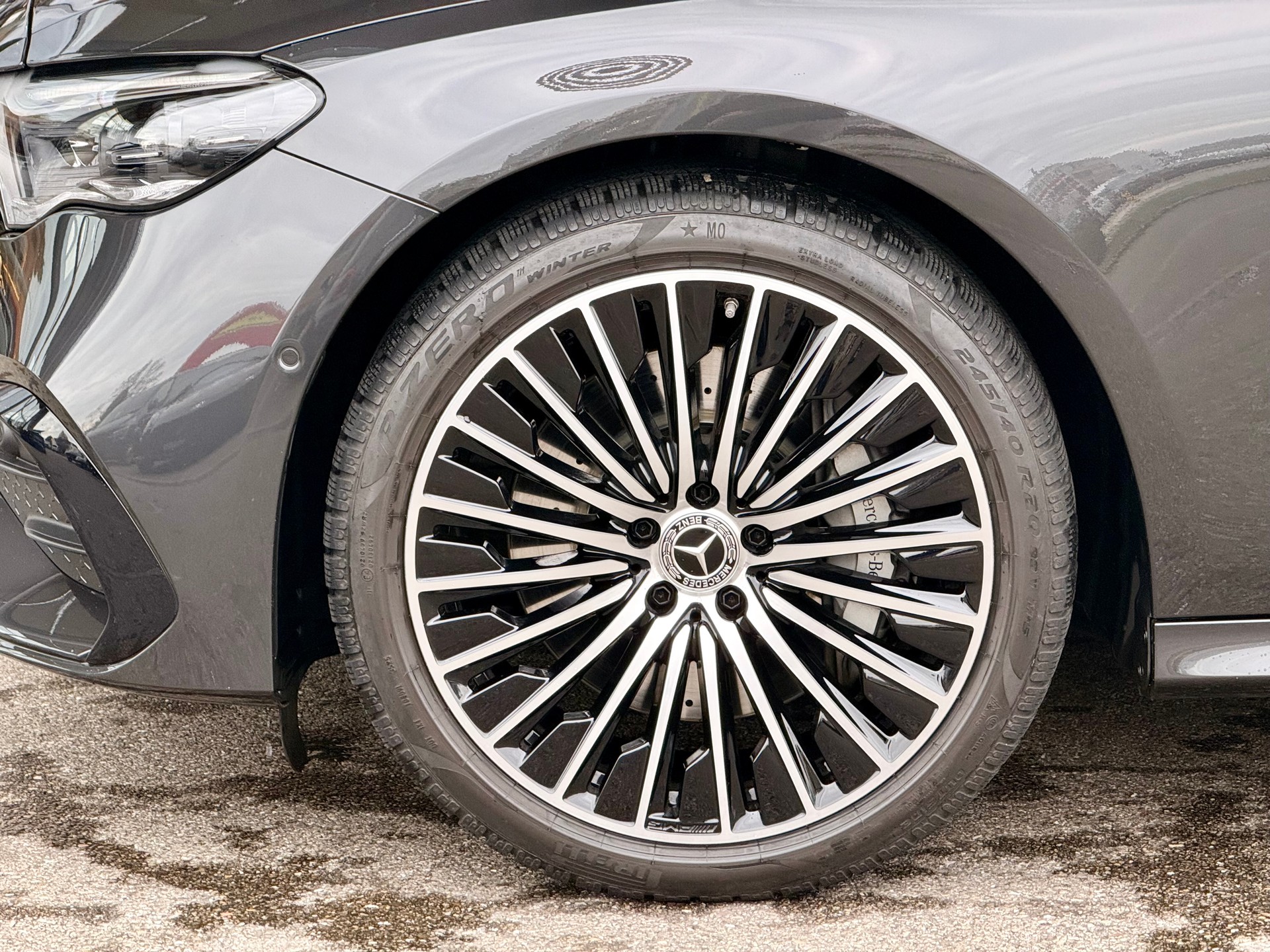 MERCEDES-BENZ E 300 de T 4Matic EQ Hybrid 9G-Tronic-image-7