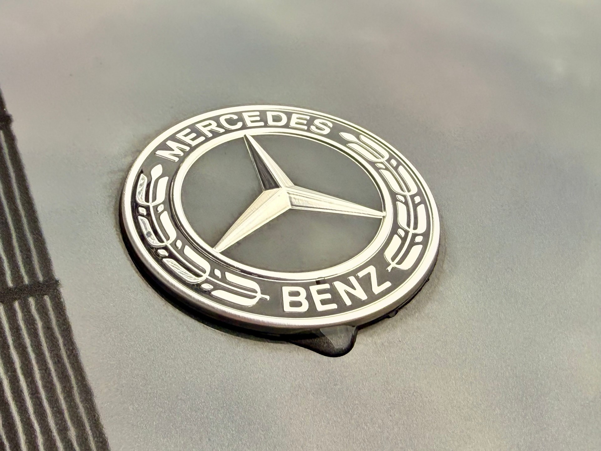 MERCEDES-BENZ E 300 de T 4Matic EQ Hybrid 9G-Tronic-image-17