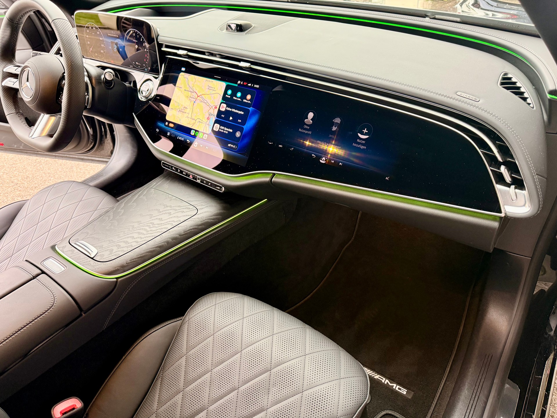 MERCEDES-BENZ E 300 de T 4Matic EQ Hybrid 9G-Tronic-image-16