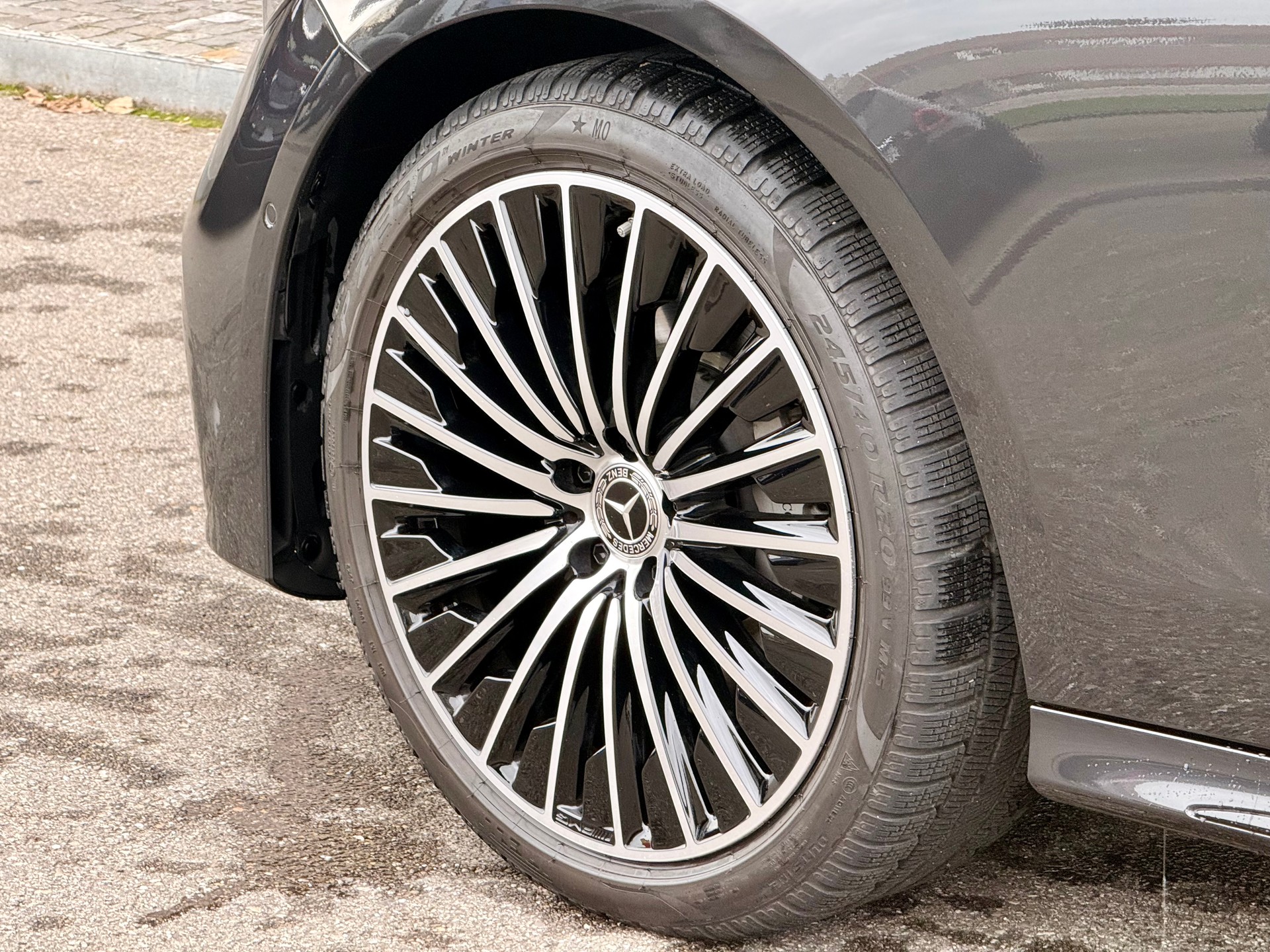 MERCEDES-BENZ E 300 de T 4Matic EQ Hybrid 9G-Tronic-image-6