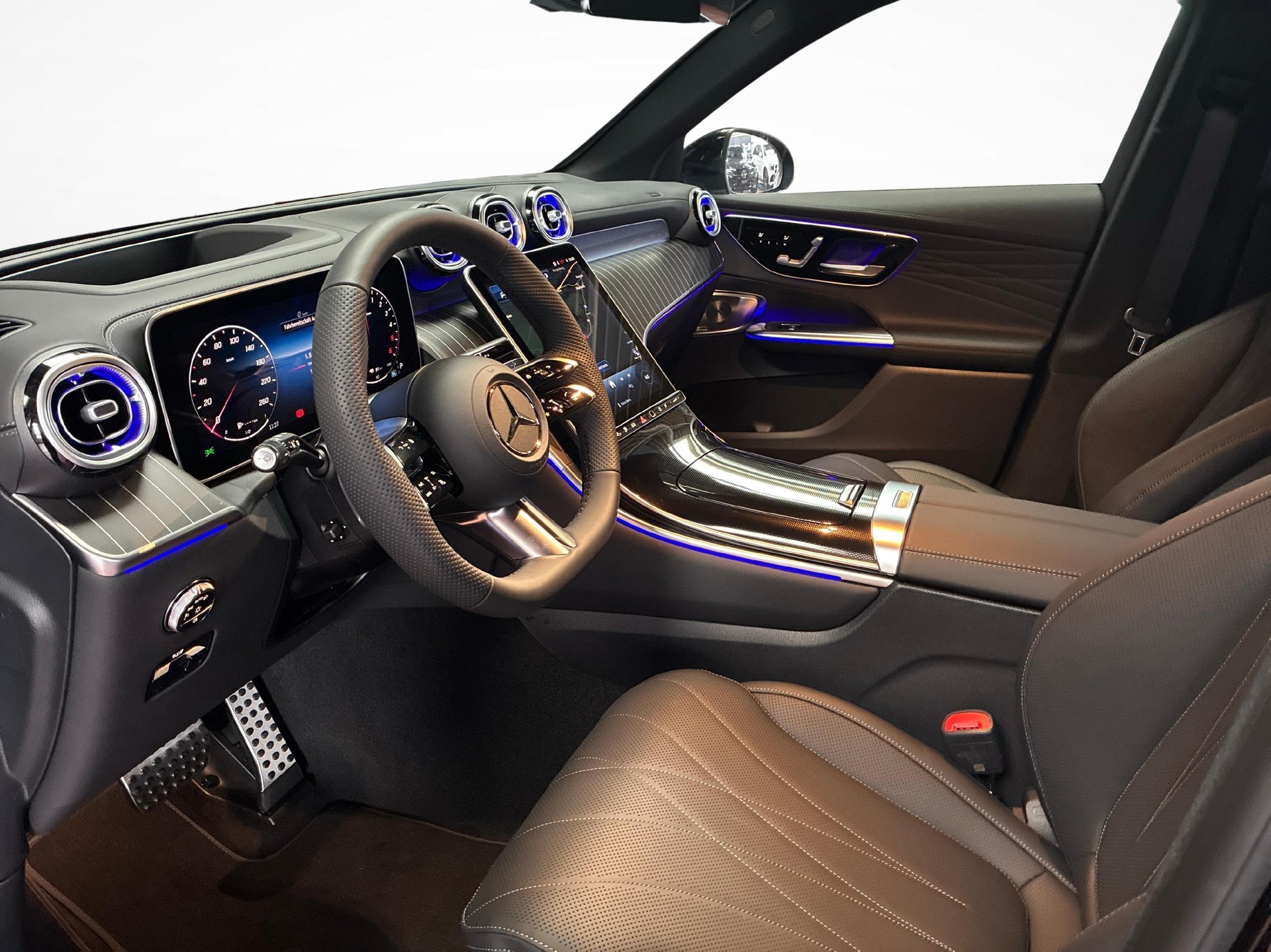 MERCEDES-BENZ GLC 300 de 4MATIC EQ Star AMG Line-image-5