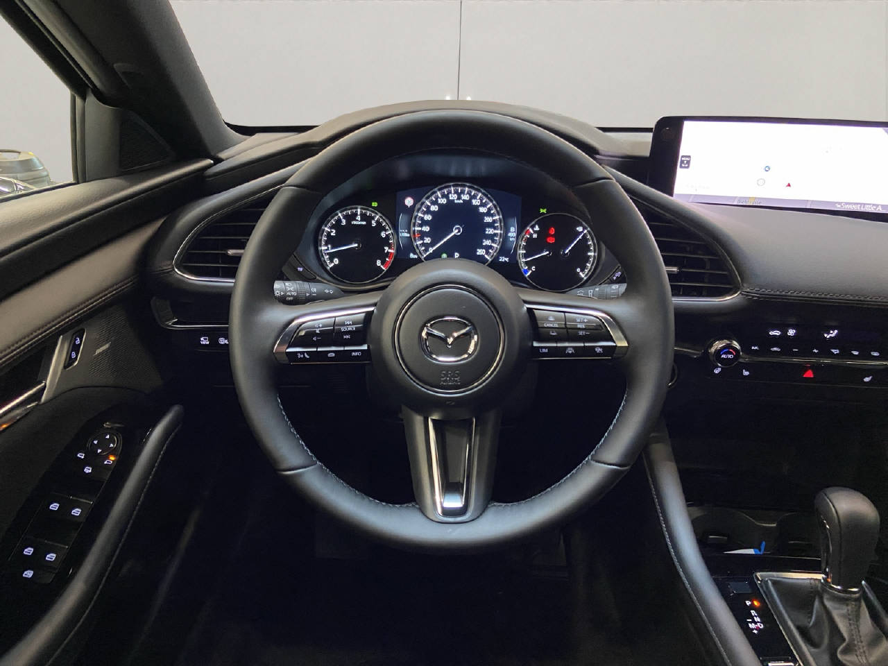 MAZDA 3 Hatchback 2.0 186 Exclusive-Line AWD-image-8