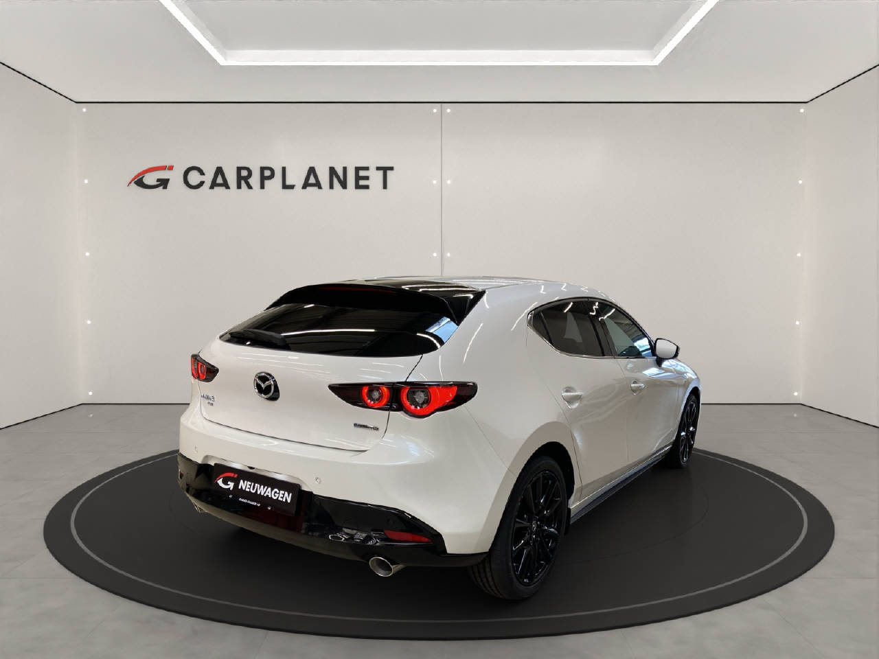 MAZDA 3 Hatchback 2.0 186 Exclusive-Line AWD-image-3