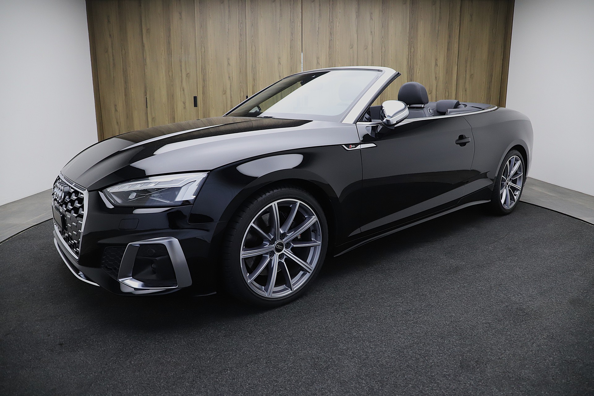 AUDI S5 Cabriolet 3.0 TFSI quattro tiptronic-image-0